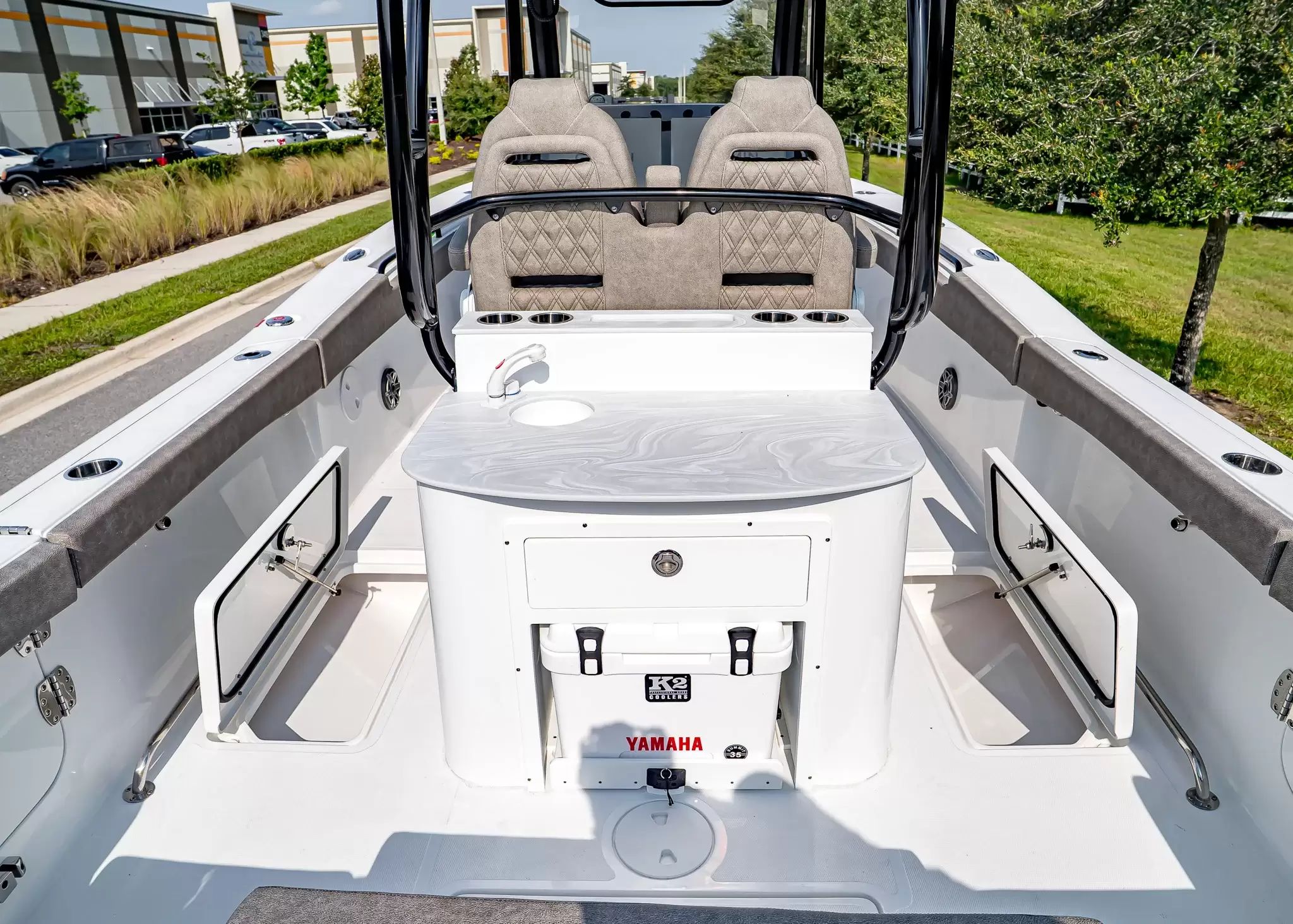 2027 Sea Hunt Ultra 285 SE - 12