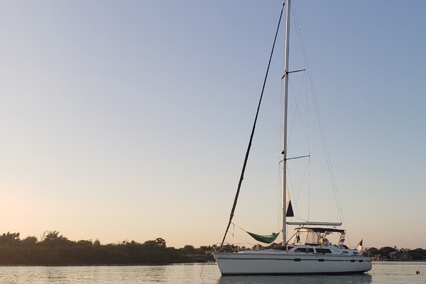 1991 Hunter Passage 42