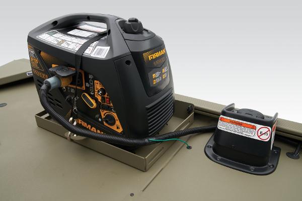 2024 Tracker Grizzly 2072 CC Sportsman - 43