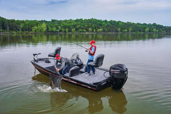 2026 Tracker Bass Tracker Classic XL - 38