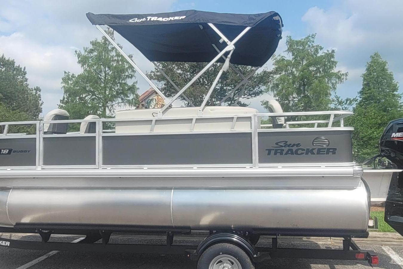 2026 Sun Tracker Bass Buggy 18 DLX