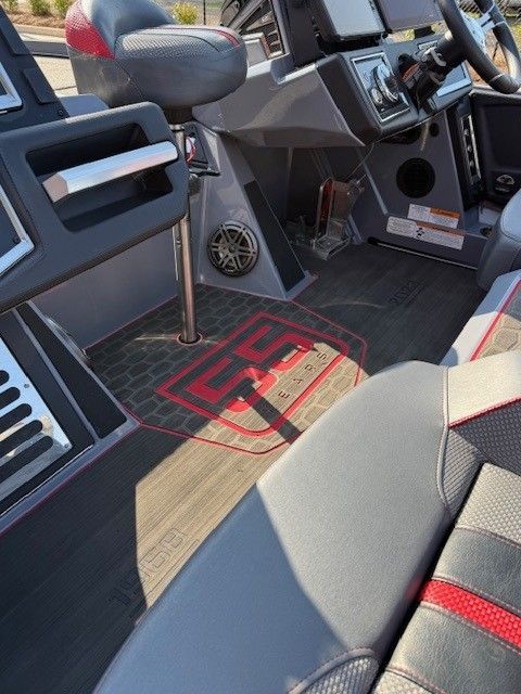 2023 Ranger 521 - 9