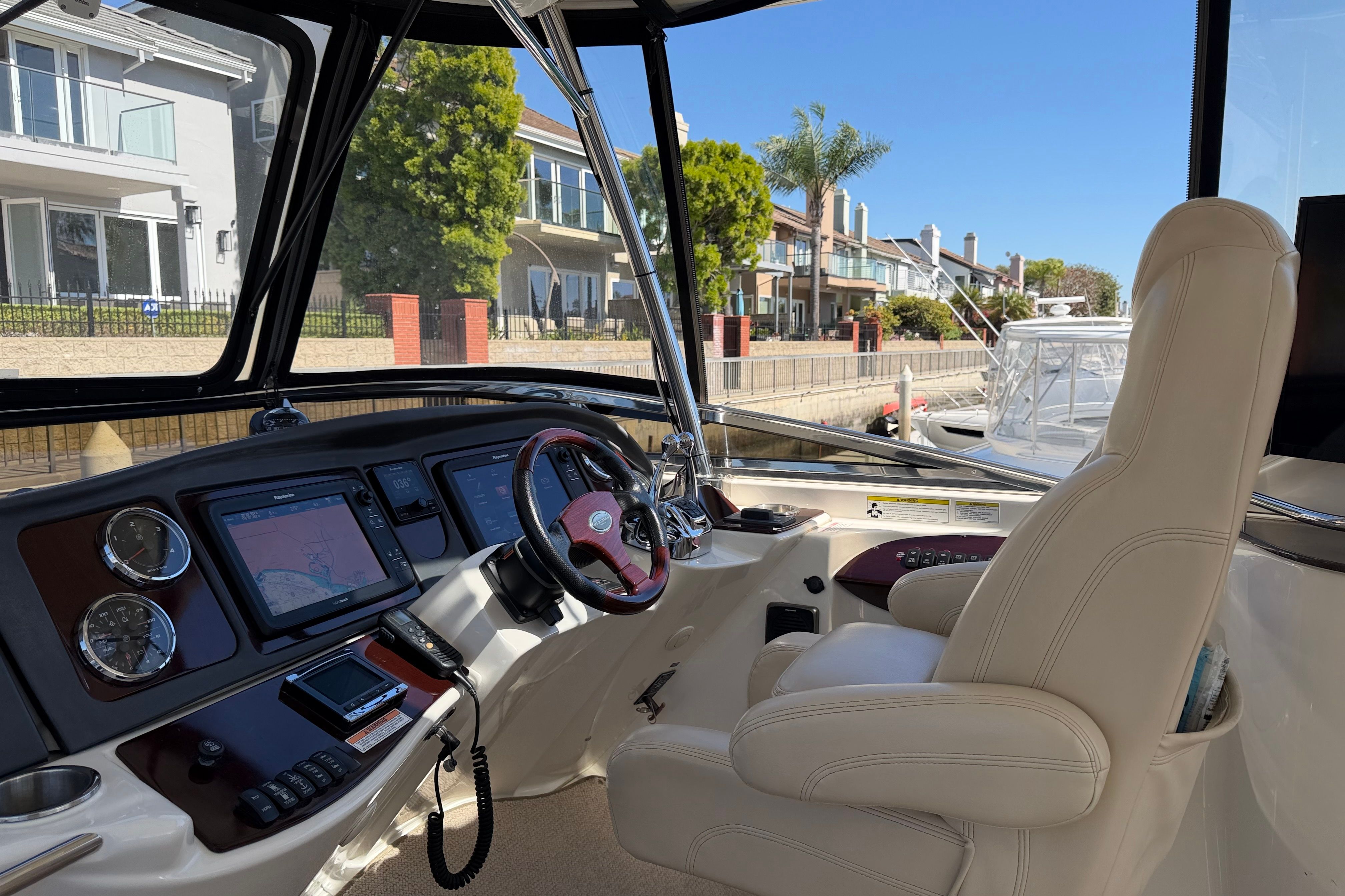 2014 Meridian 441 Sedan - 47