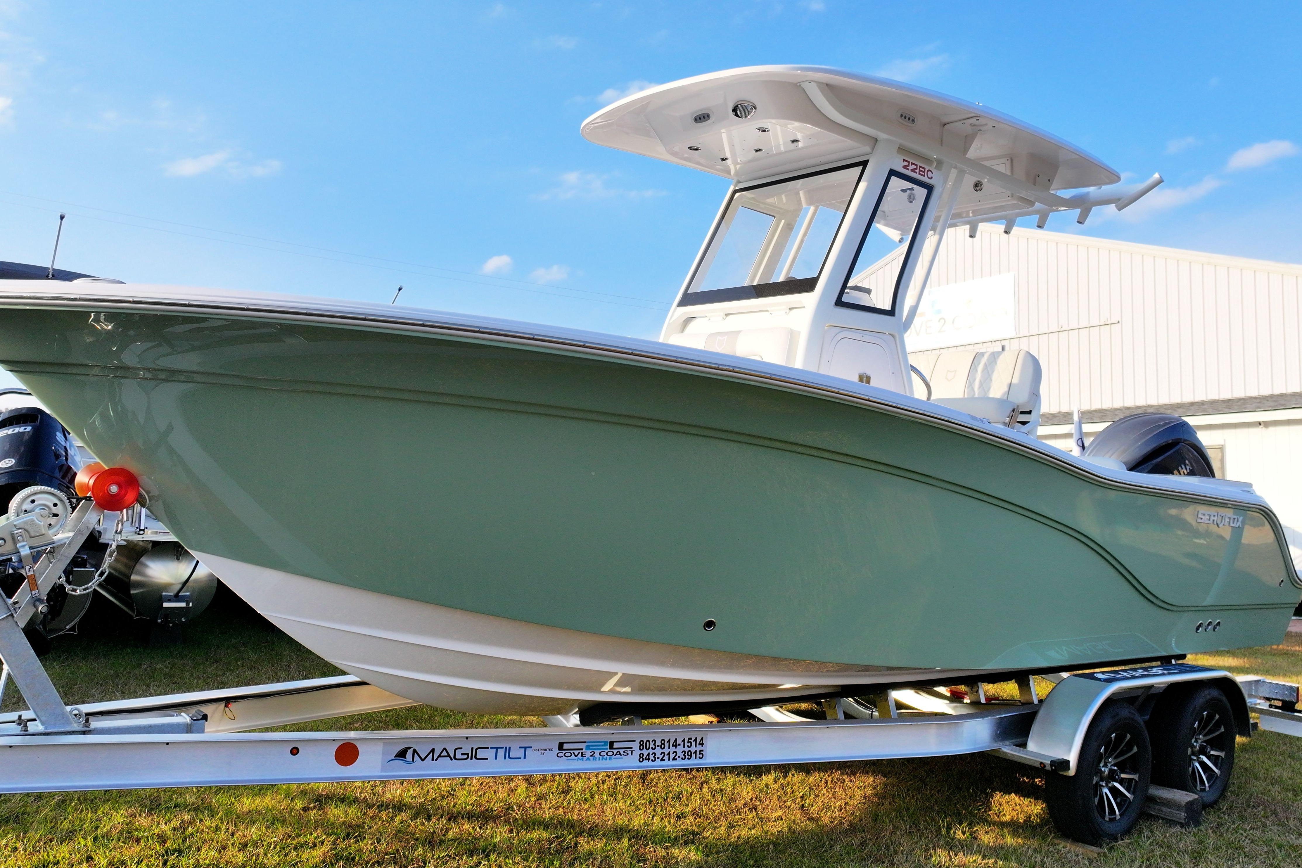 2026 Sea Fox 228 Commander