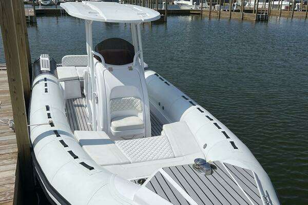 2023 Tiger Marine 850 Open