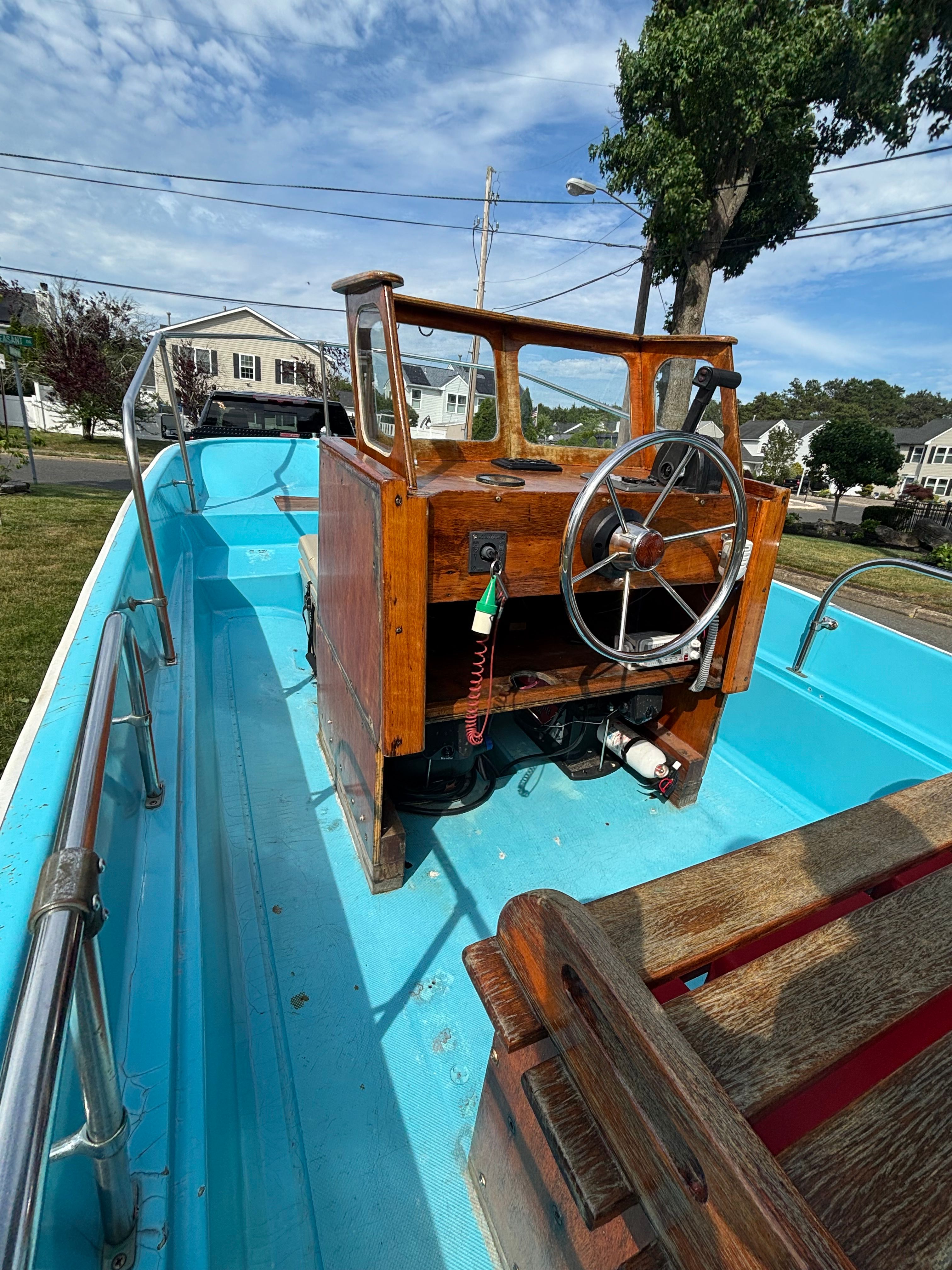 1969 Boston Whaler Nauset - 6