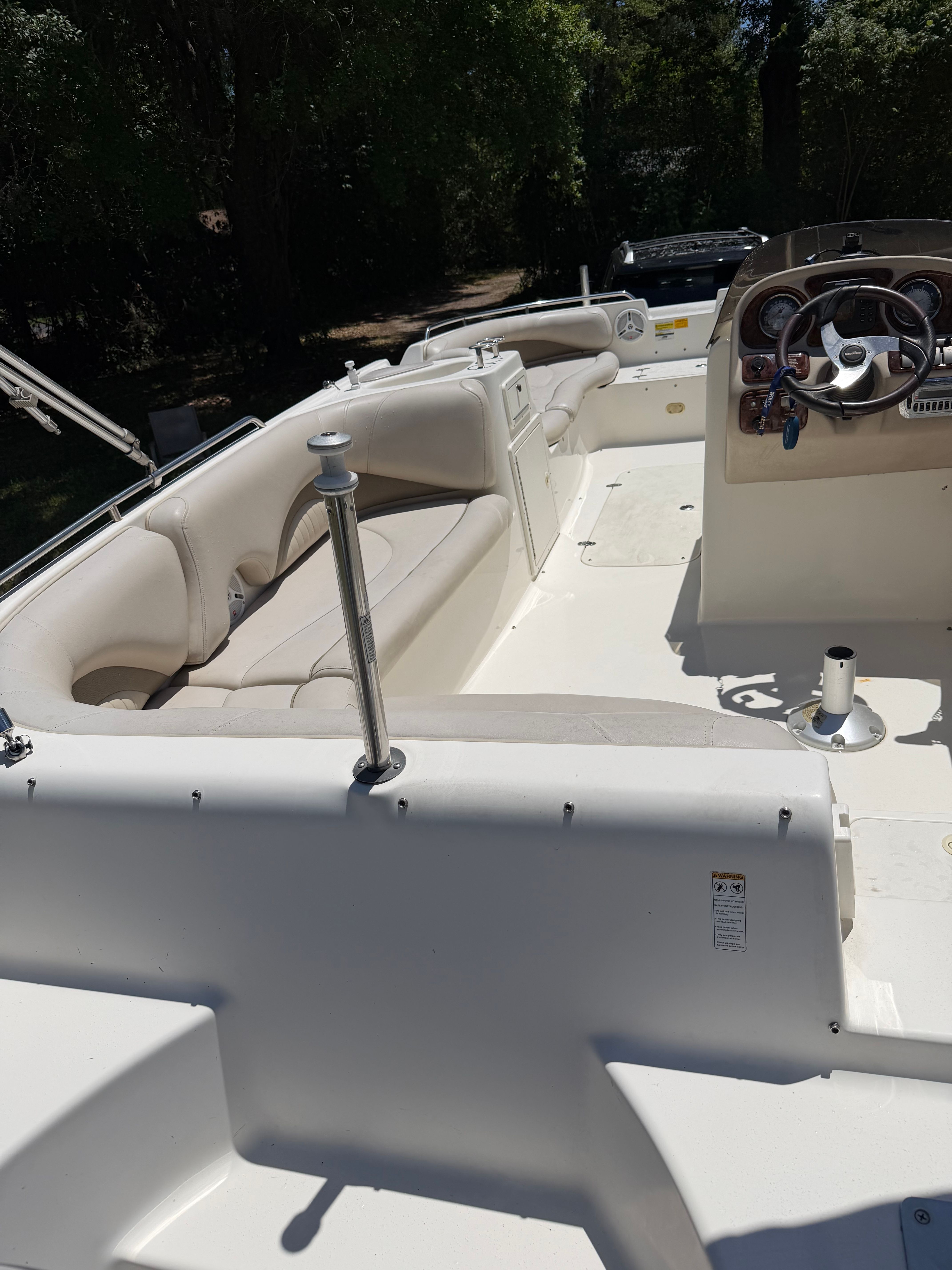 2009 NauticStar 210 Sport Deck (211 hours) - 2