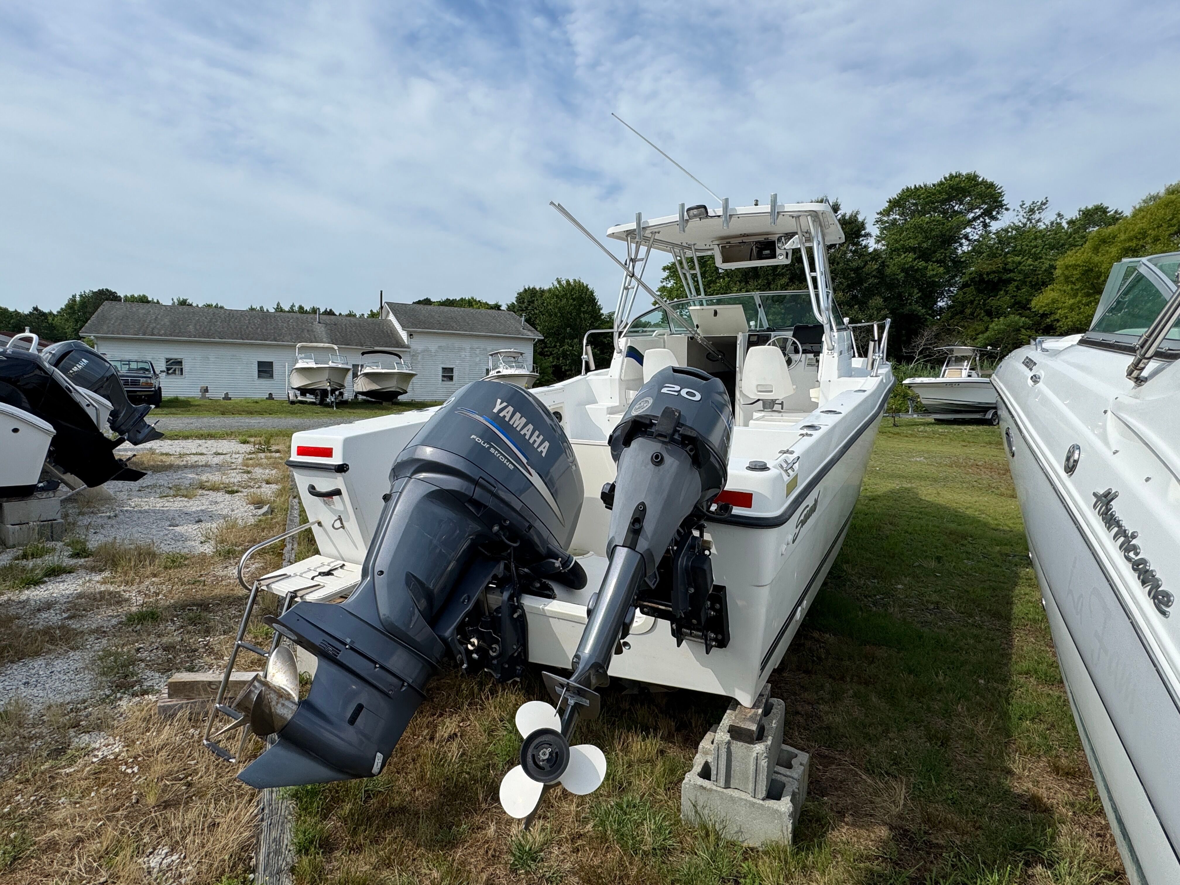 2000 SEA SWIRL 2600 WA STRIPER - Image 4