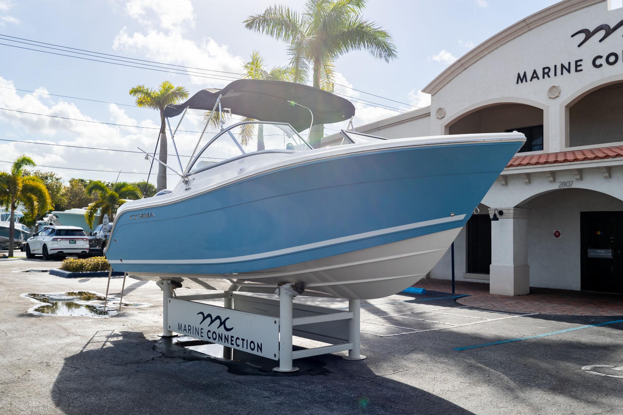 2024 Cobia 220 Dual Console - 5