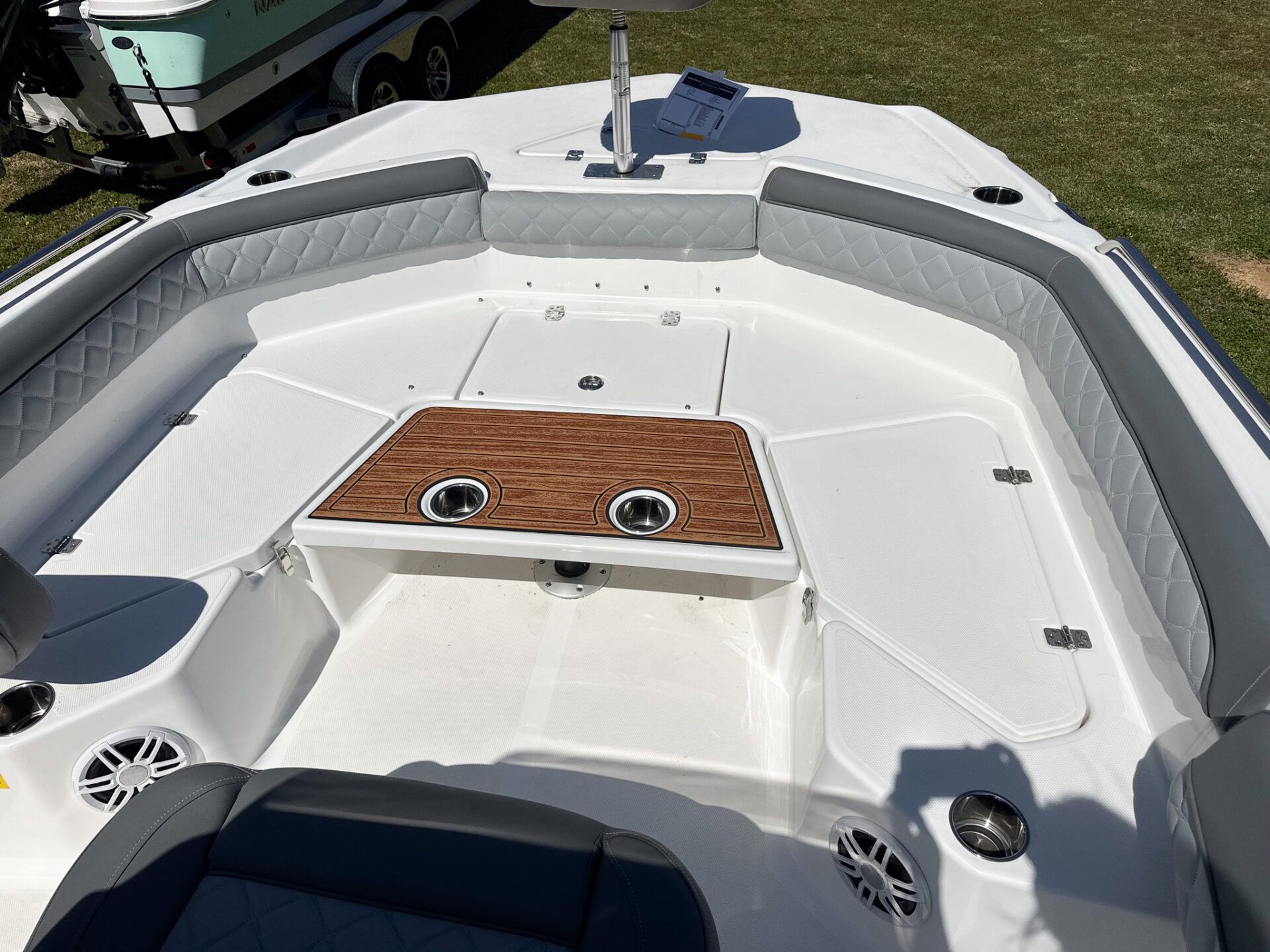 2024 NauticStar 211 Hybrid - 3