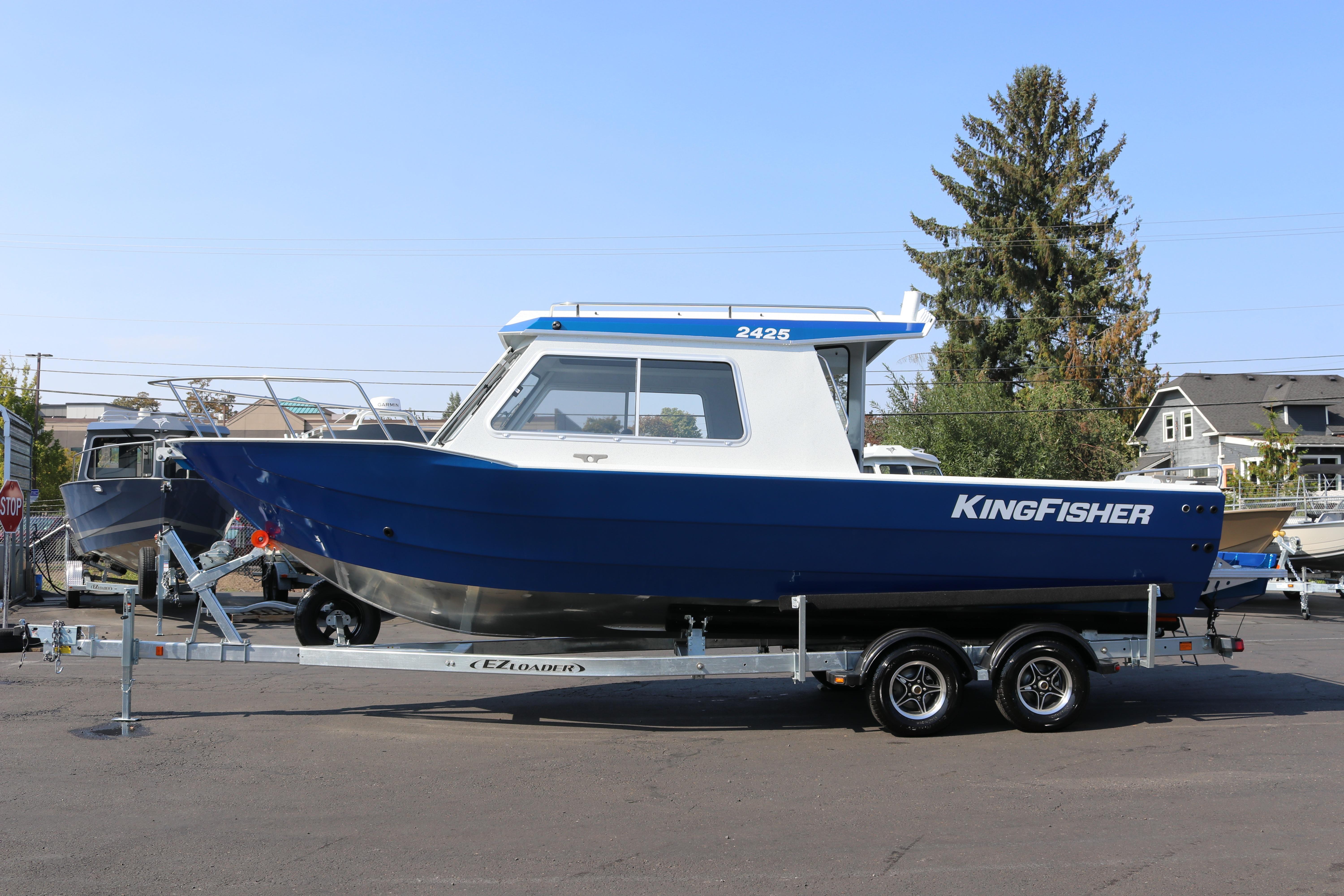 2026 KingFisher 2425 Escape HT