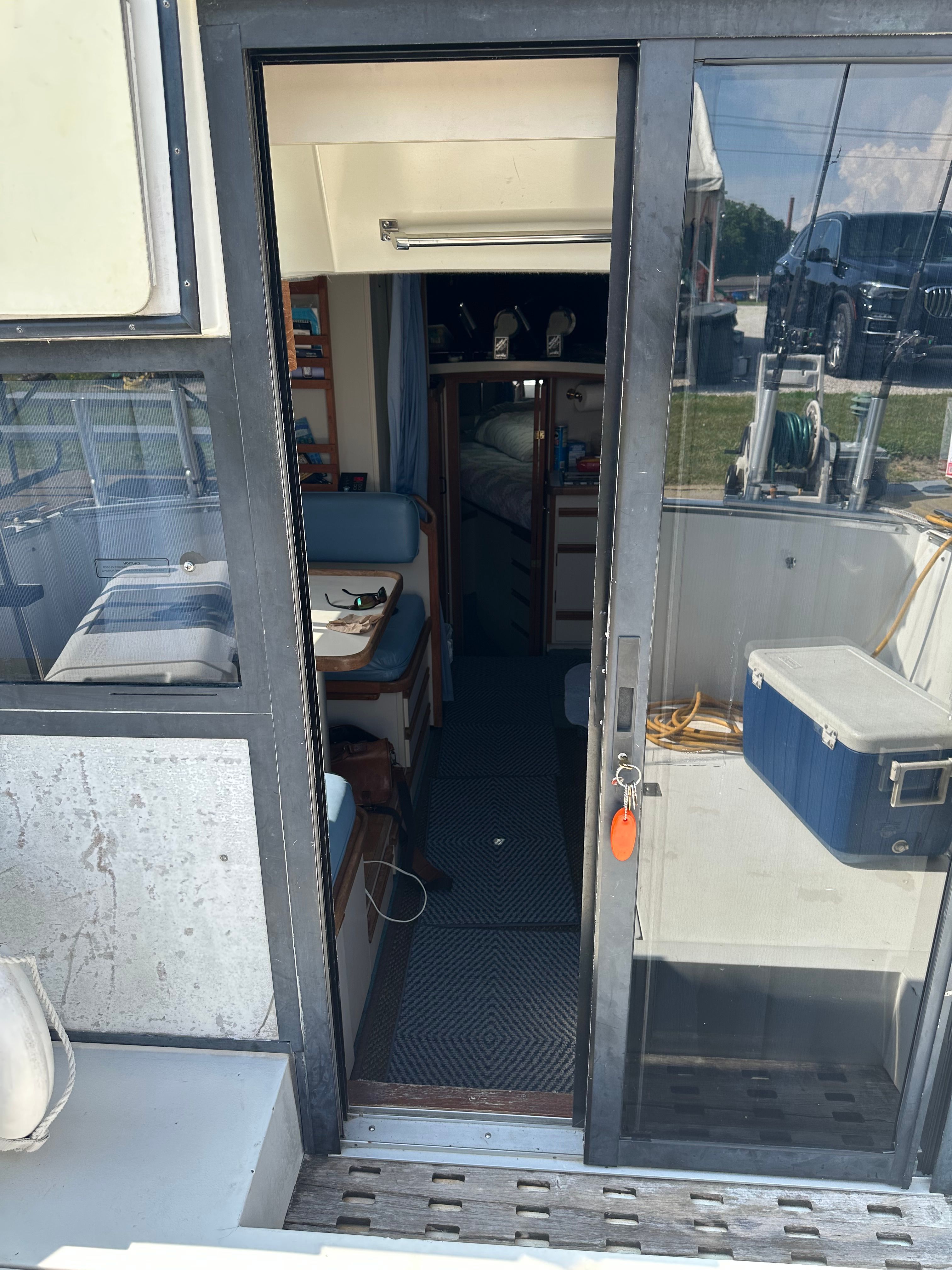 1990 Carver 28 Mariner / Voyager - 5