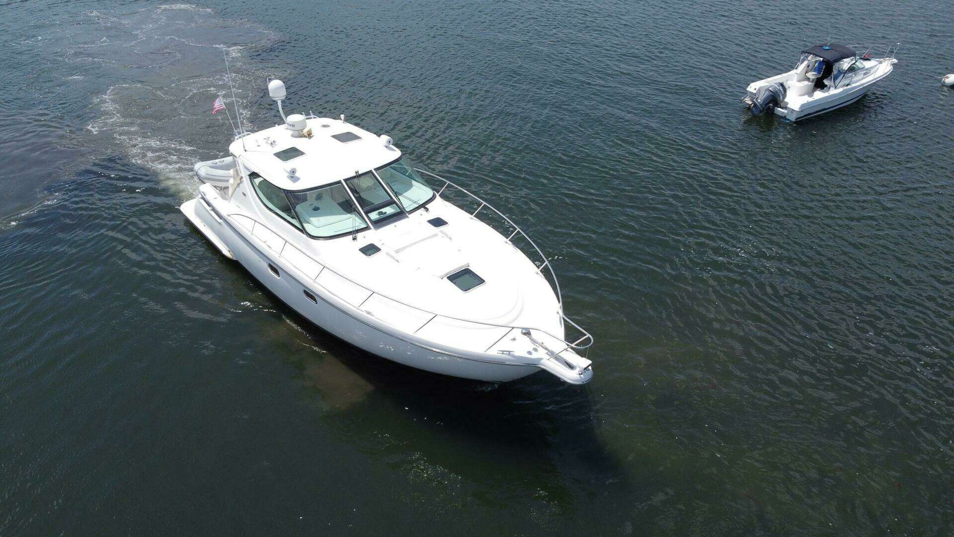 2006 Tiara Yachts 43 Sovran - Image 2