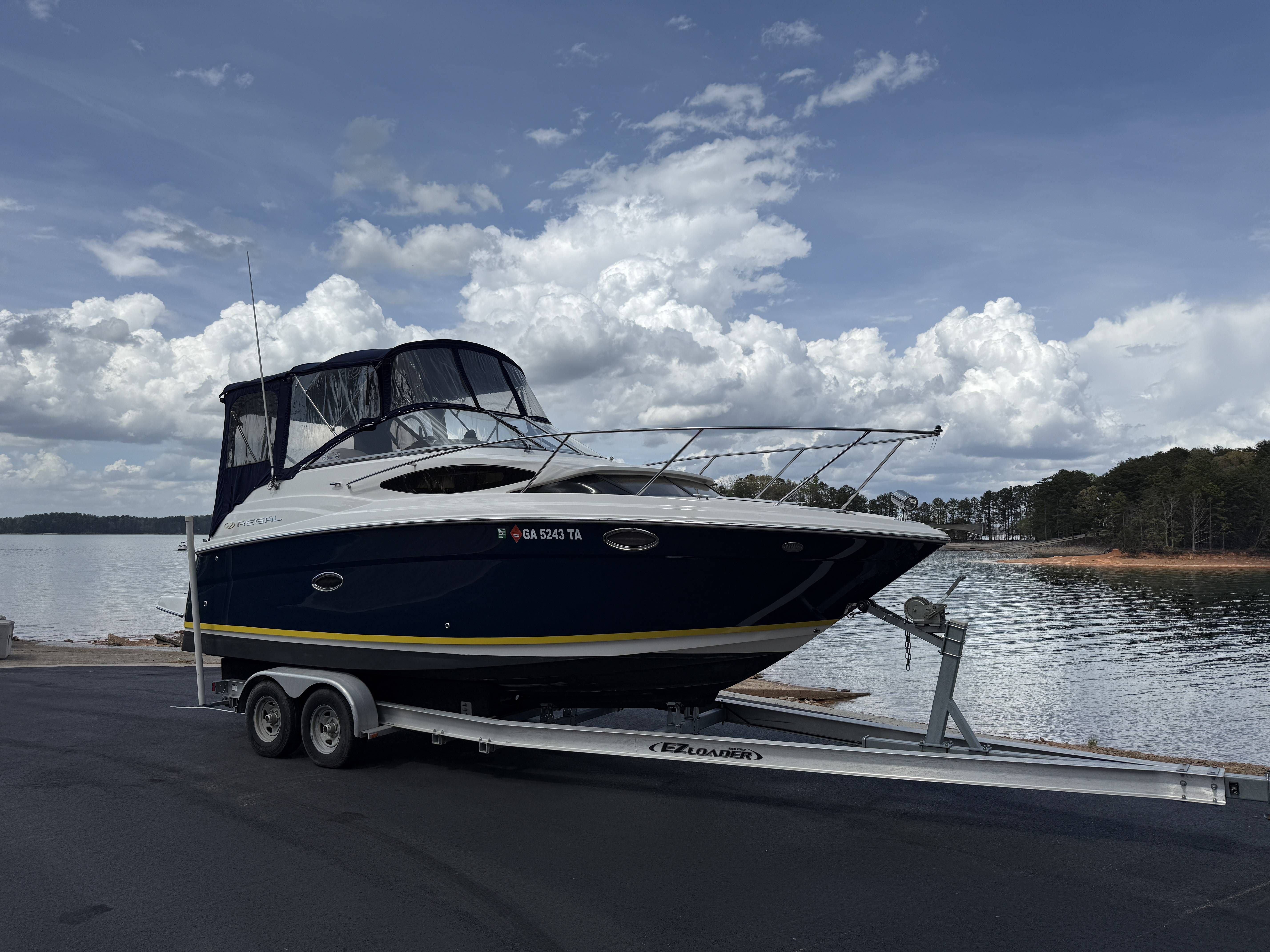 2007 Regal 2565 Window Express - 15