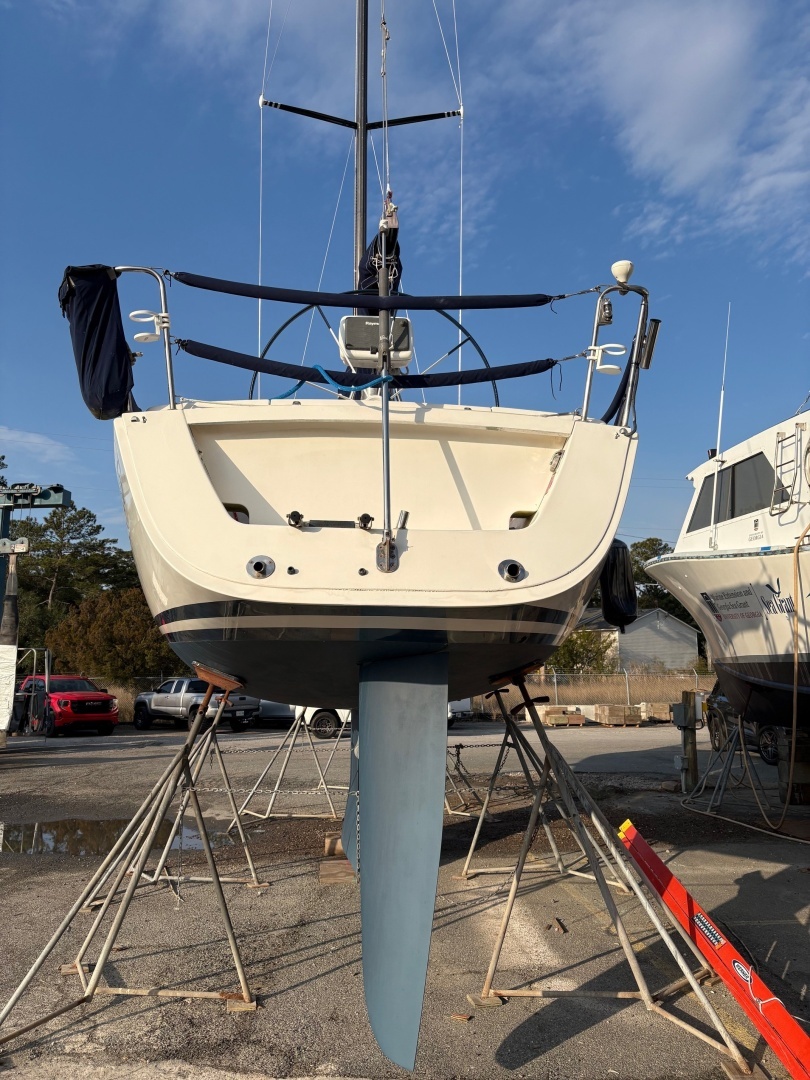 2004 J Boats J/109 Shoal - Image 39