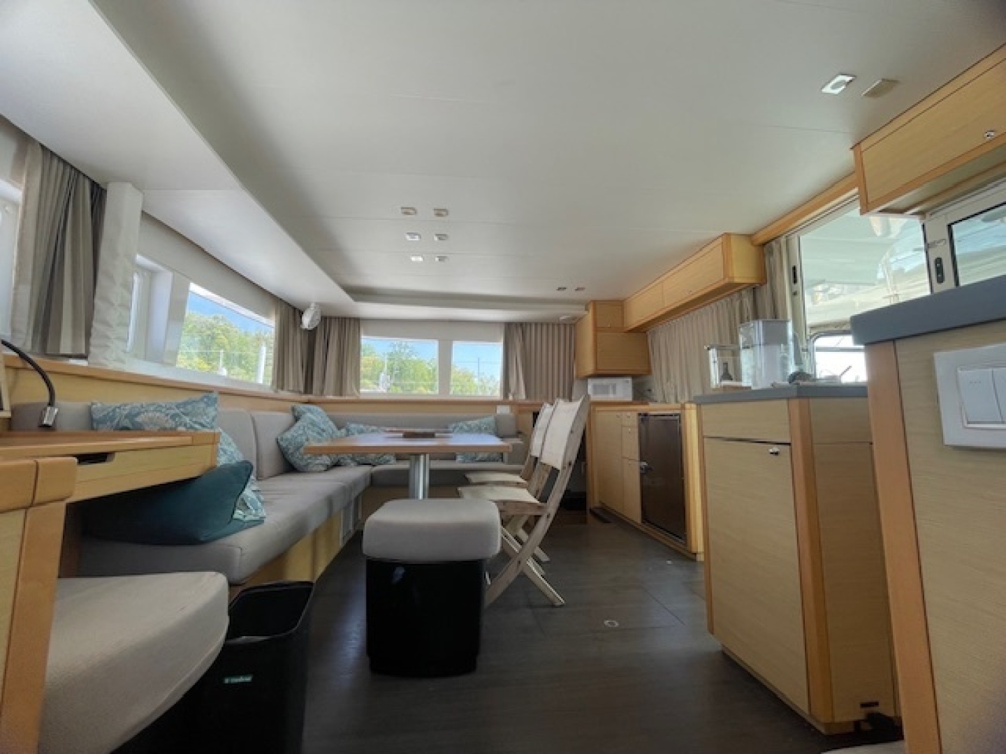 2016 Lagoon 450F - Image 29