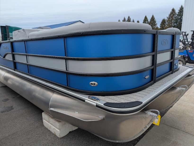 2026 Bentley Pontoons BENTLEY LEGACY 223 SWINGNACK - 2
