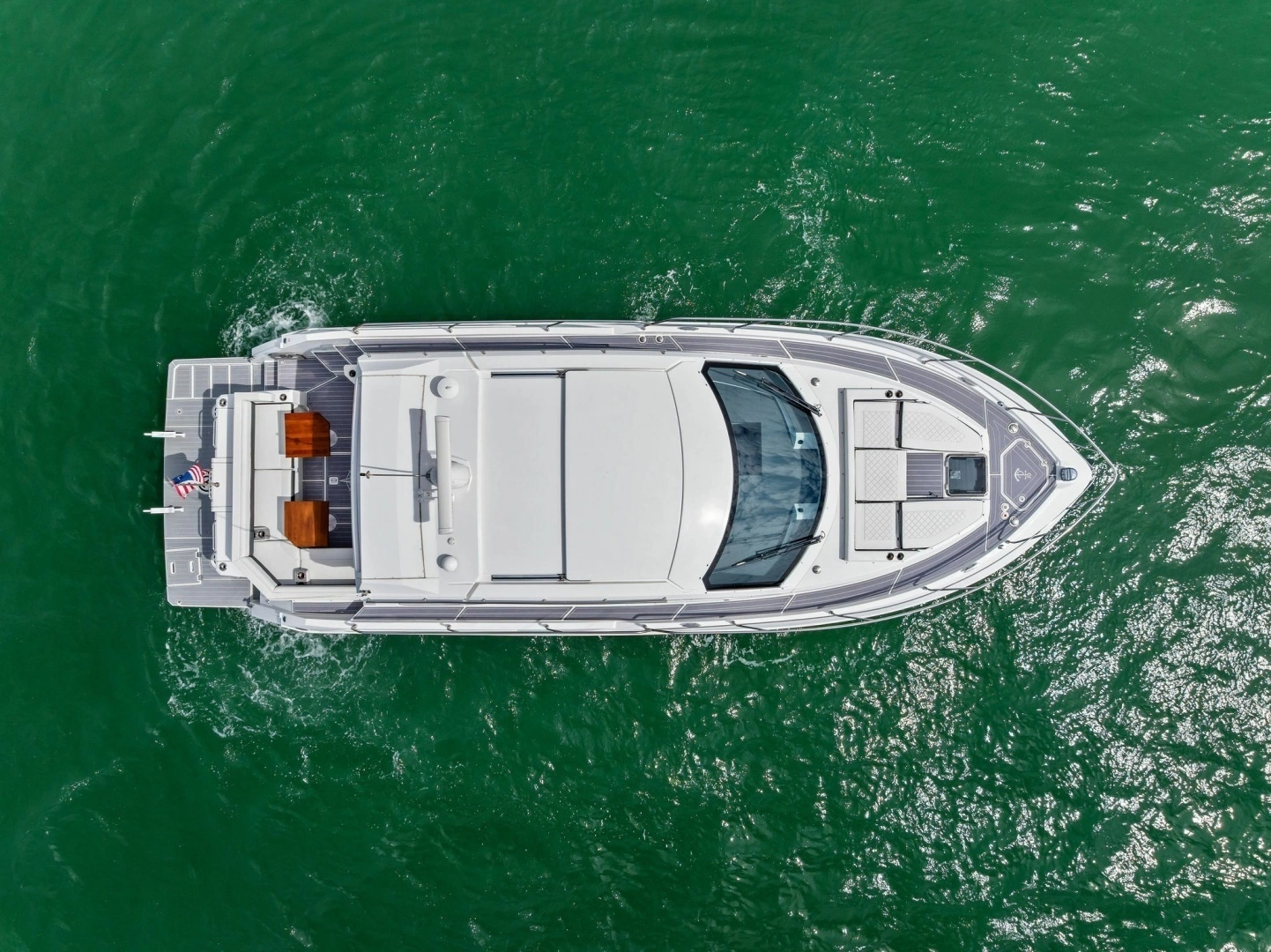 2019 Cruisers Yachts 42 Cantius - Image 57