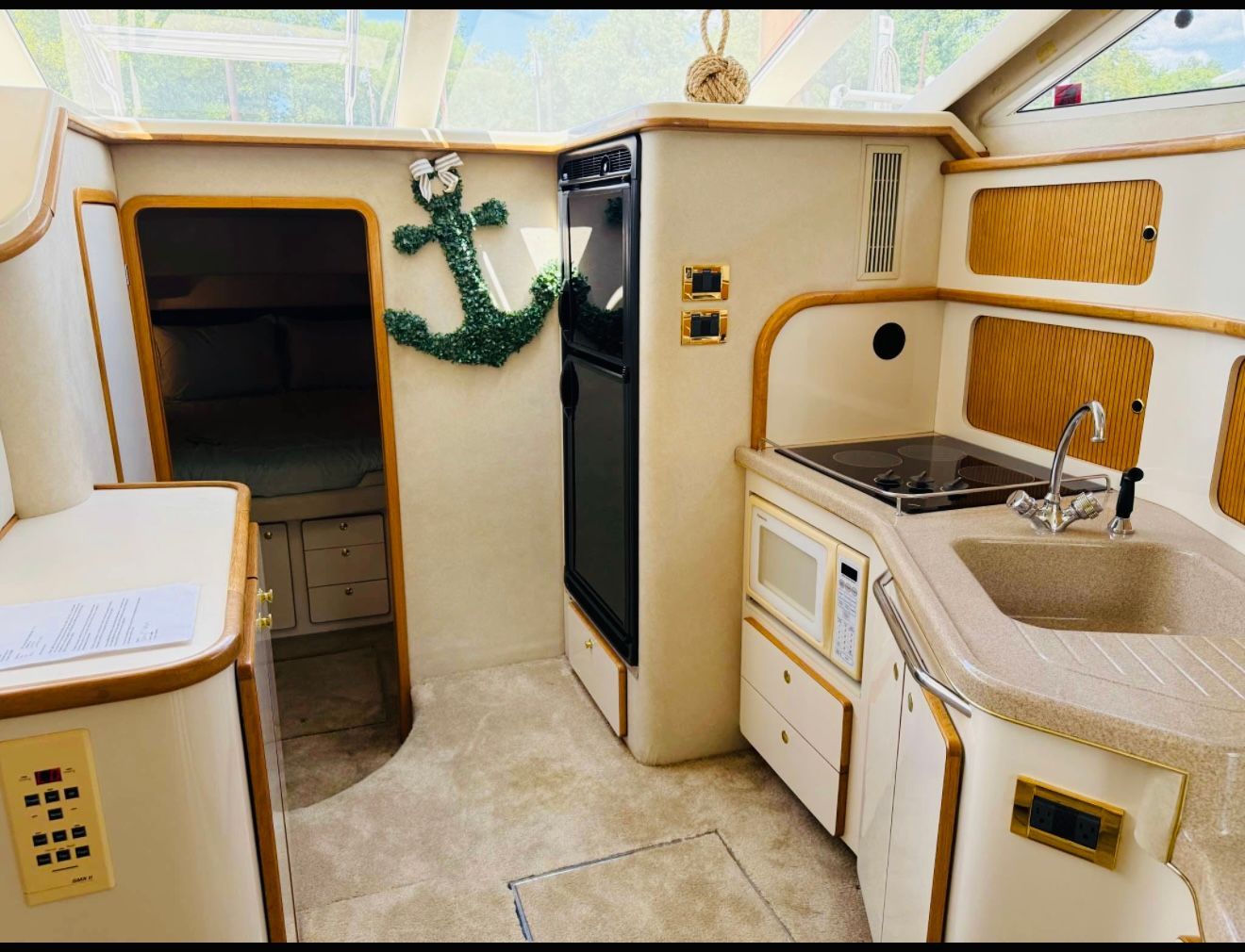 1997 Sea Ray Express Bridge 440 - 9