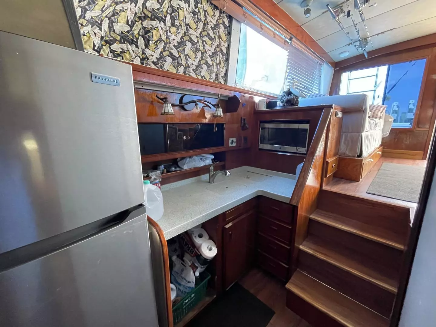 1984 Bertram 42 Convertible - Image 21