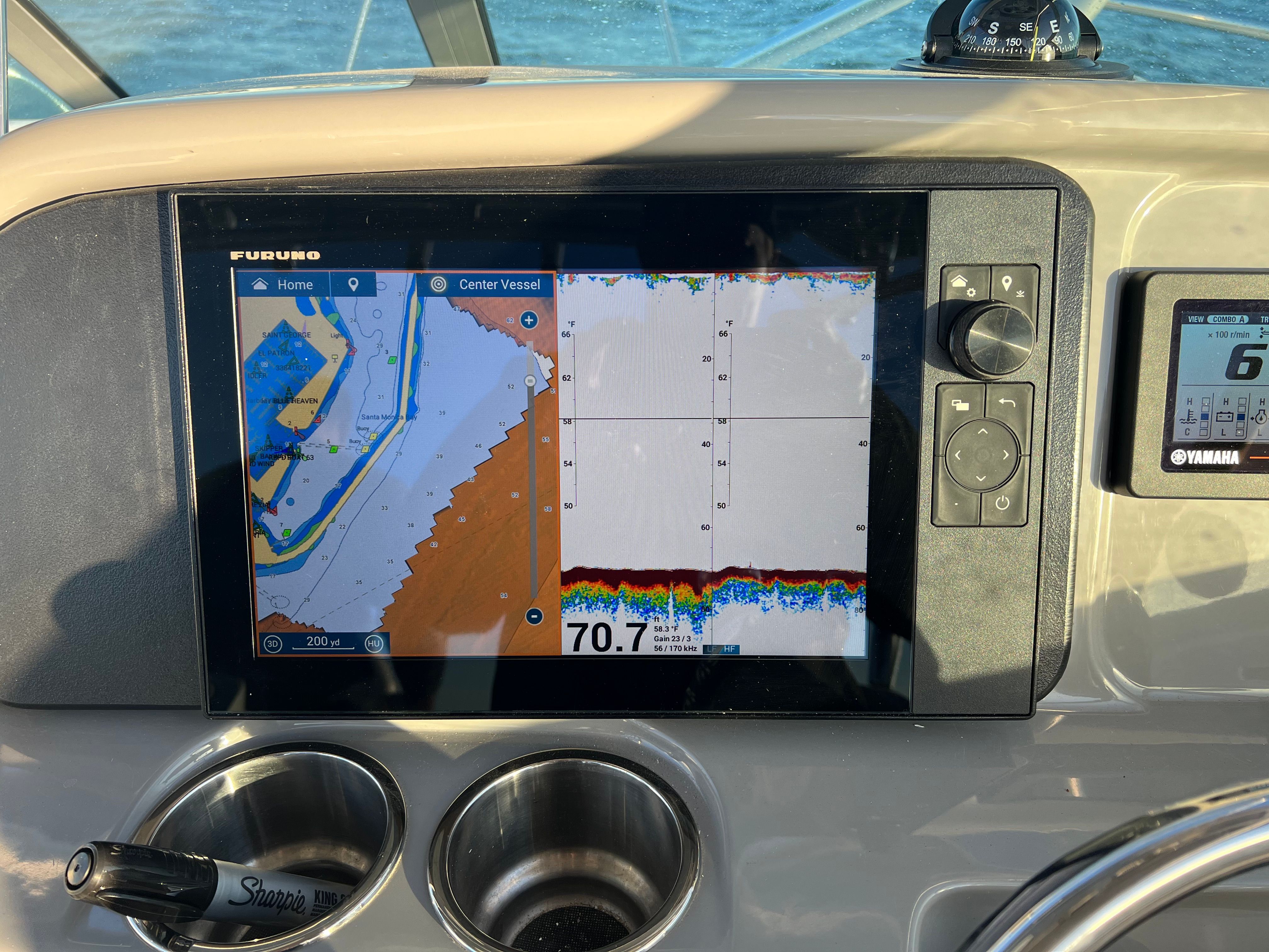 2012 Robalo R225 Walkaround - 18