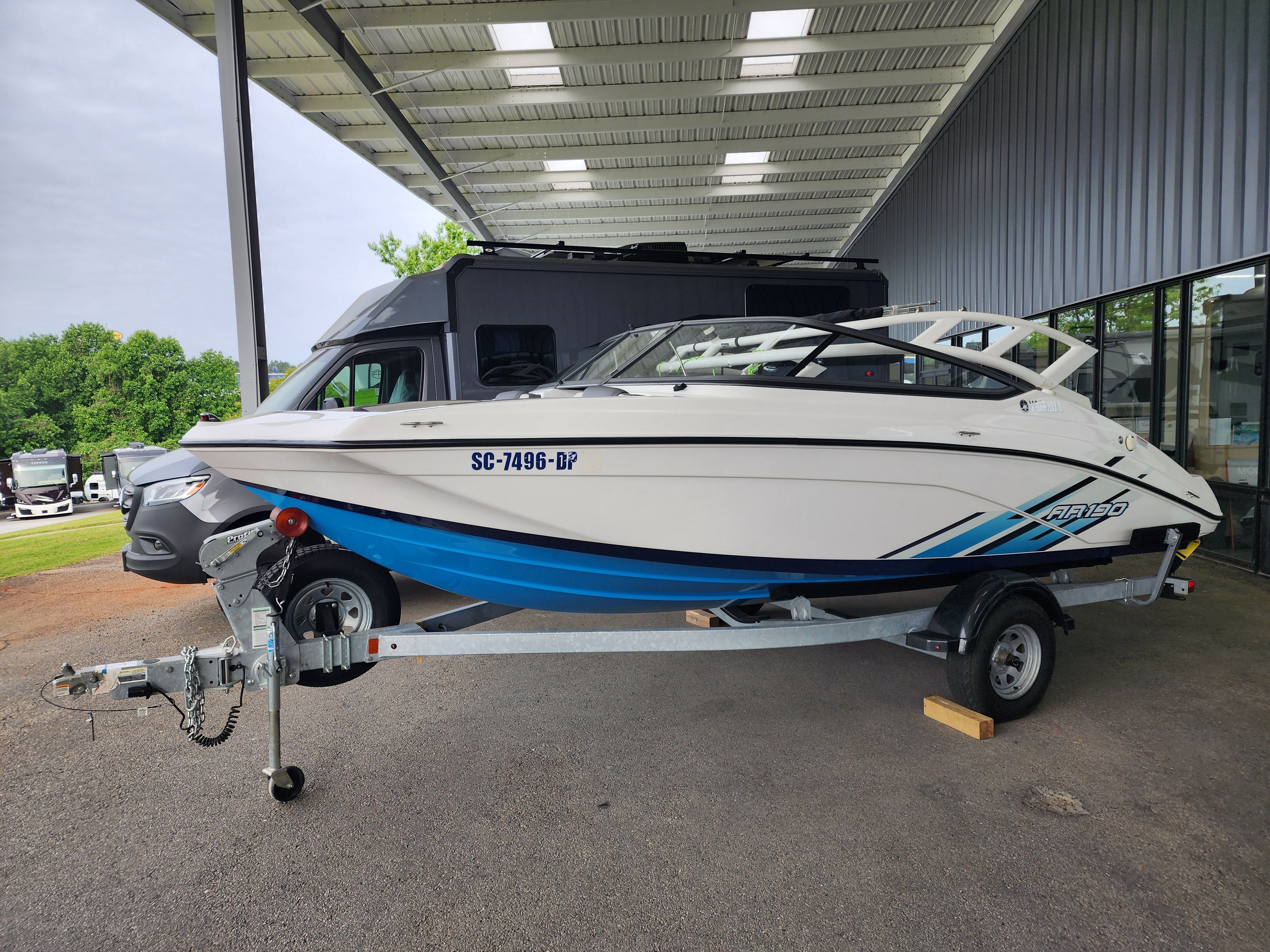 2021 Yamaha Boats AR190 - 5