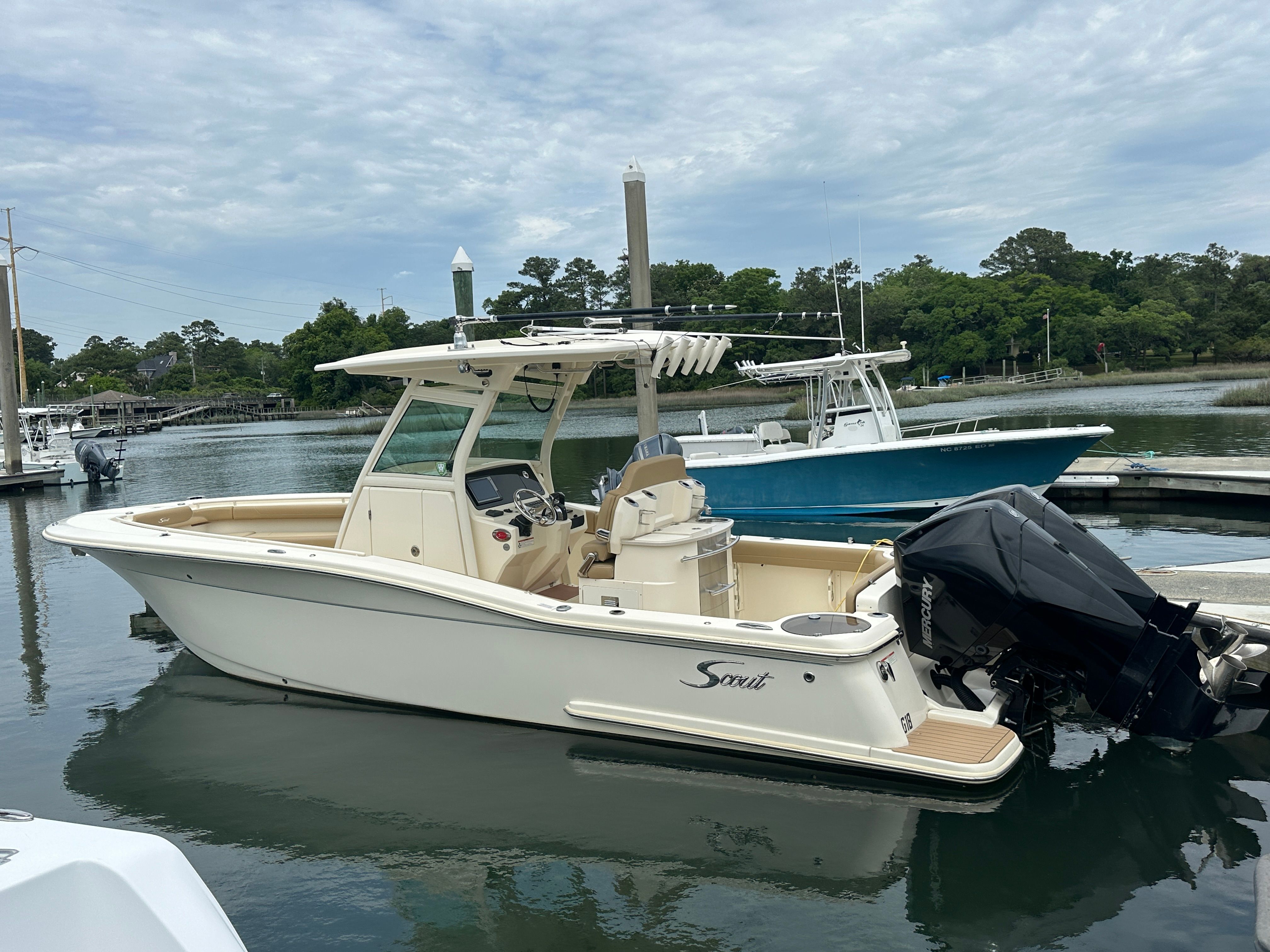 2019 Scout 275 LXF