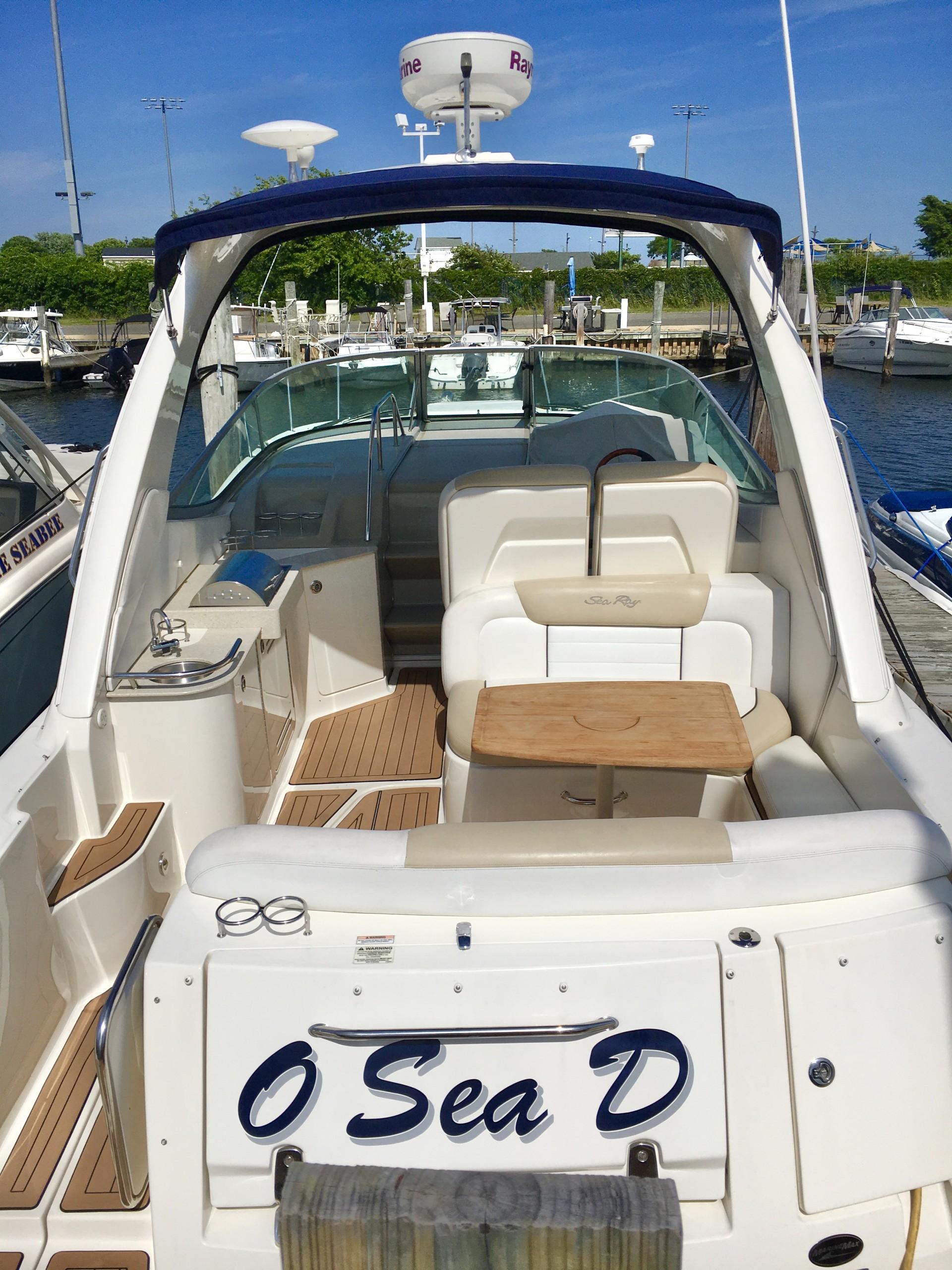 2010 Sea Ray Sundancer 330