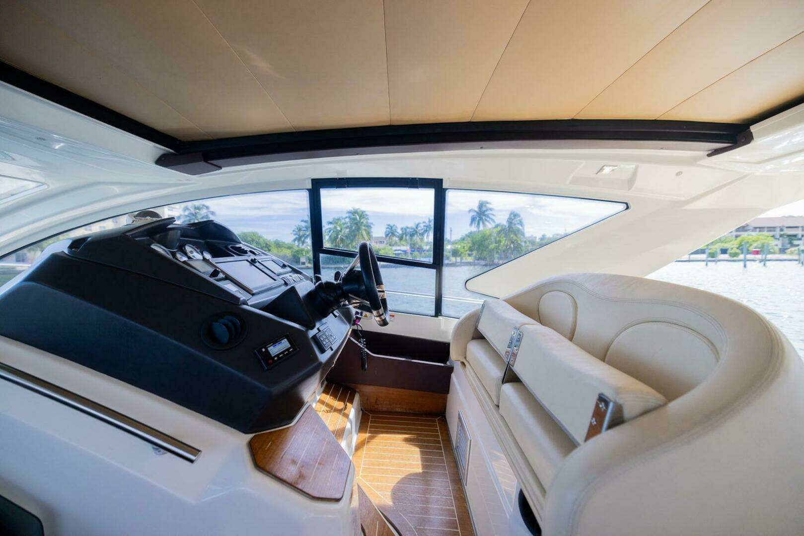 2014 Cranchi M 44 HT - Image 5