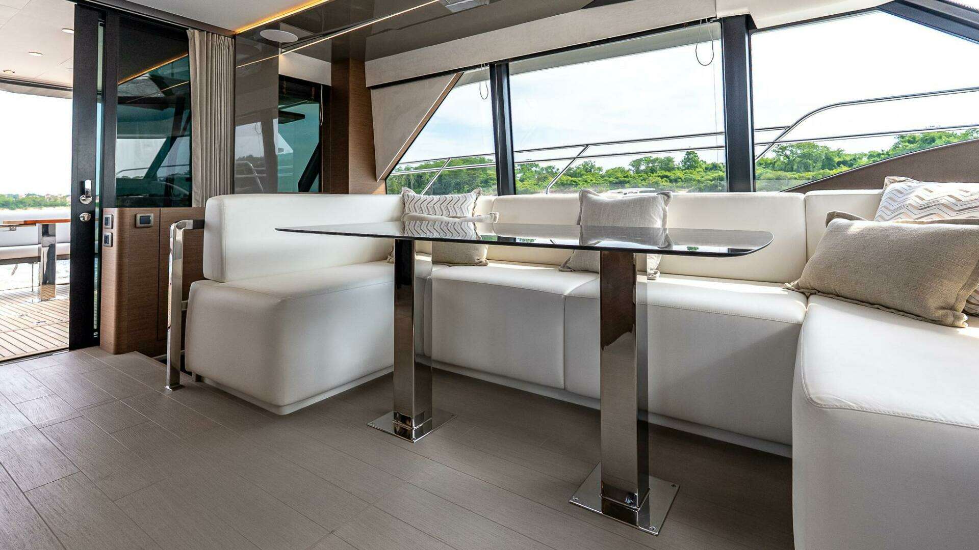 2027 Prestige M48 - Image 23