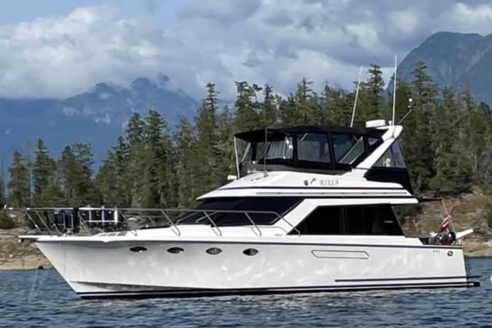 1990 Ocean Alexander 420 Sport Sedan