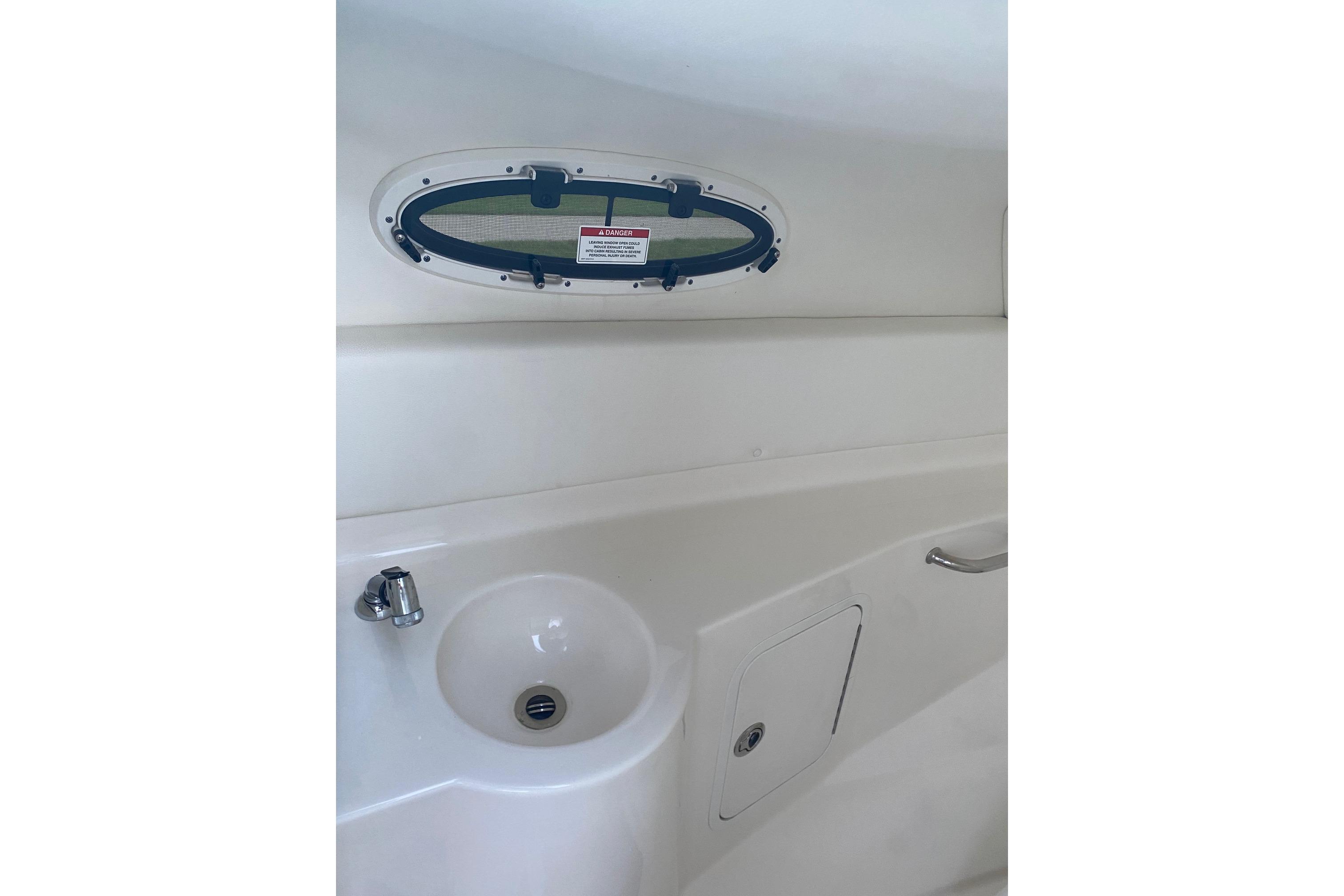 2014 Sea Ray 280 Sundeck - 33