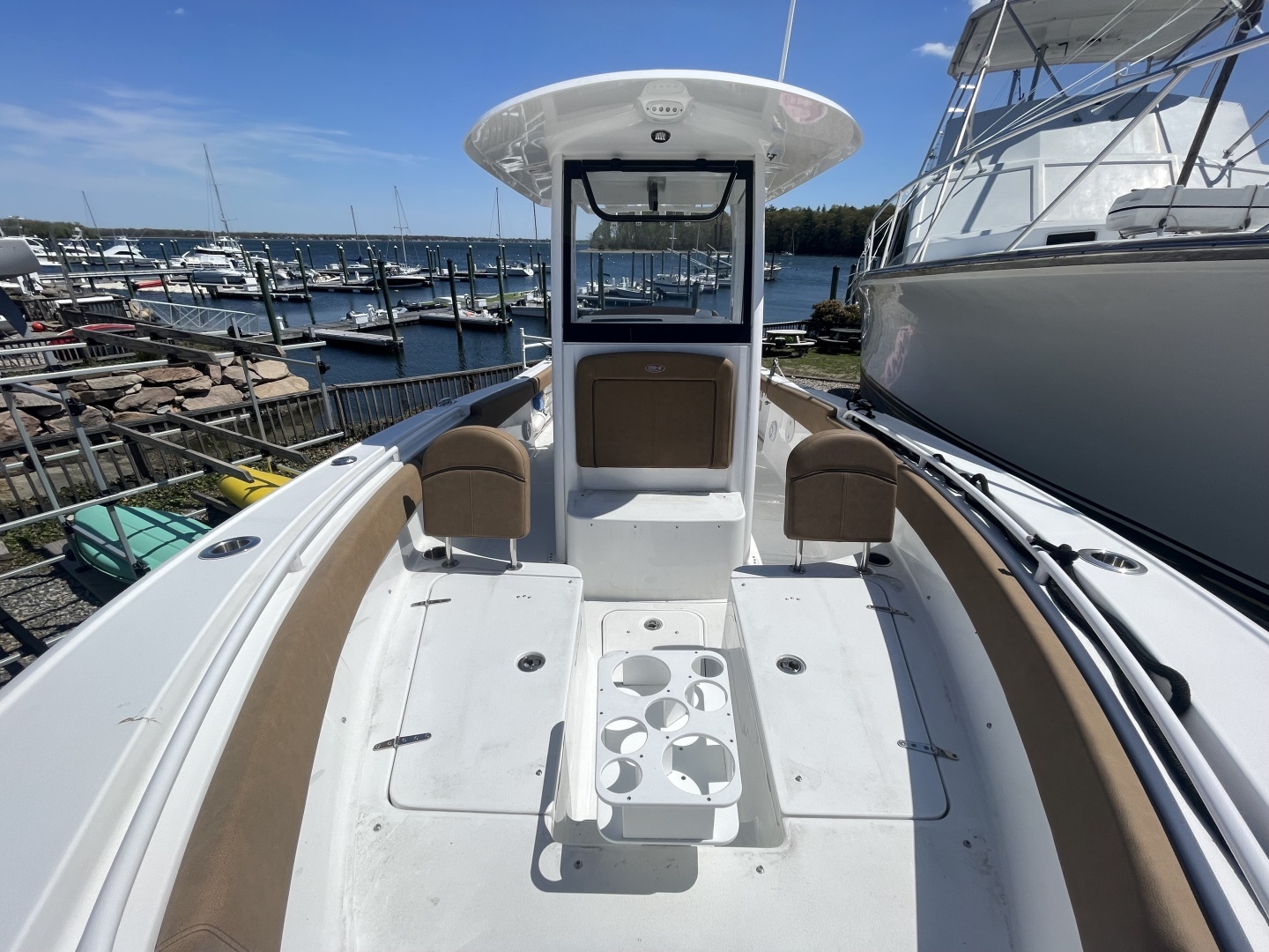 2022 Sea Hunt 265 Ultra - Image 15