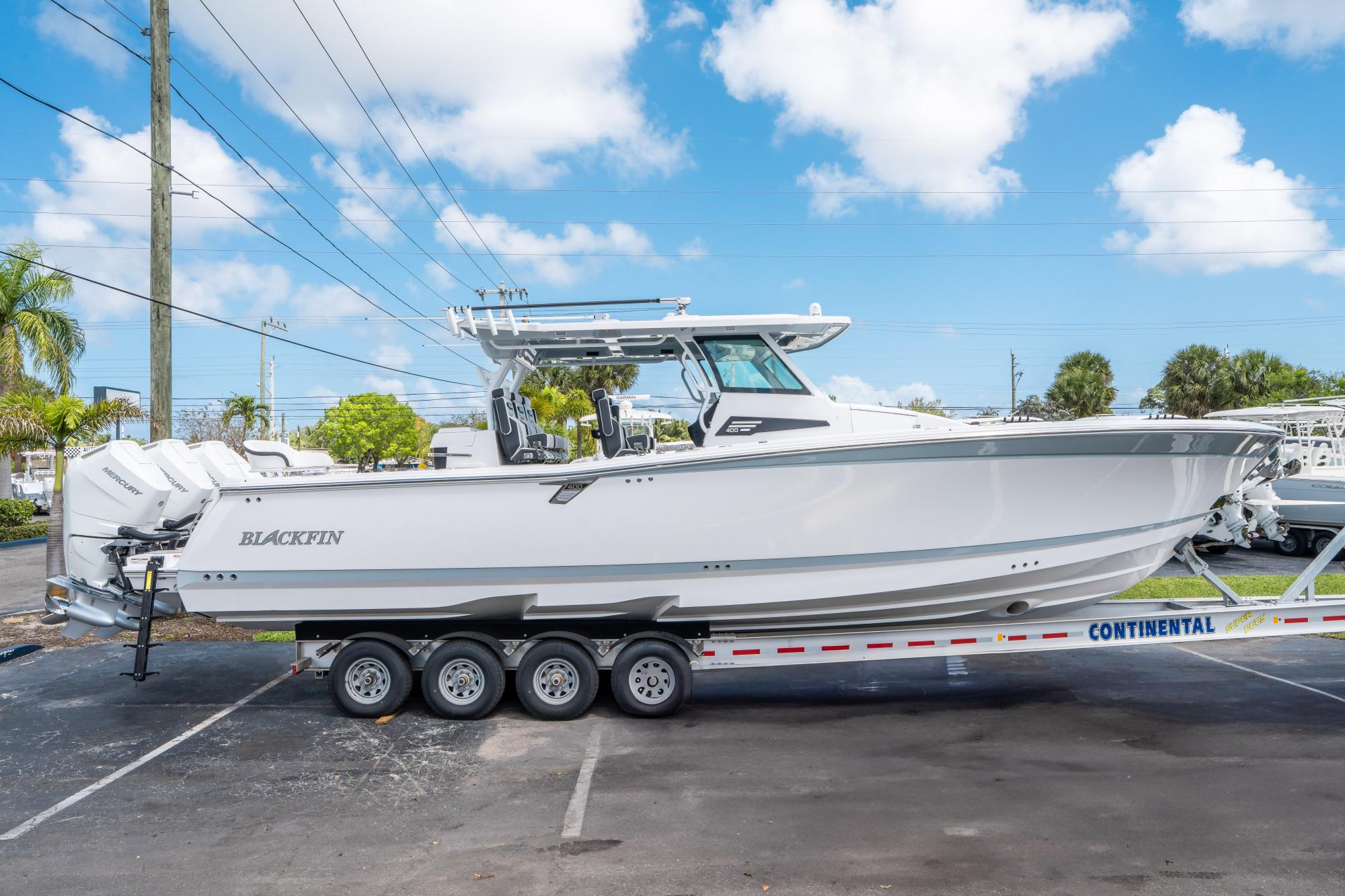 2024 Blackfin 400 CC