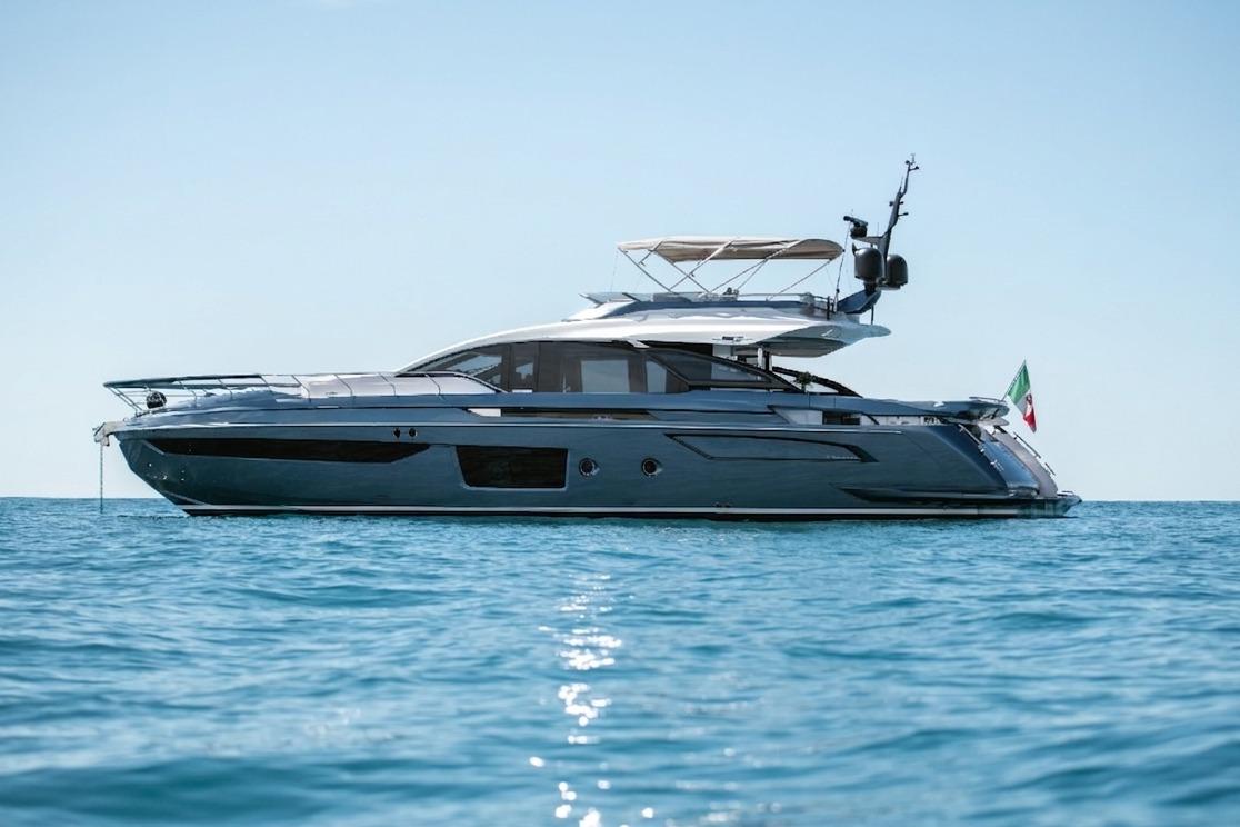 2020 Azimut S8