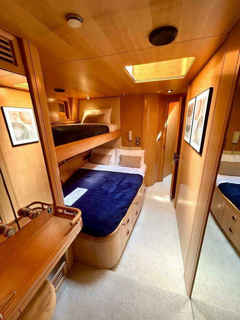 1989 Sensation Yachts — - Image 18