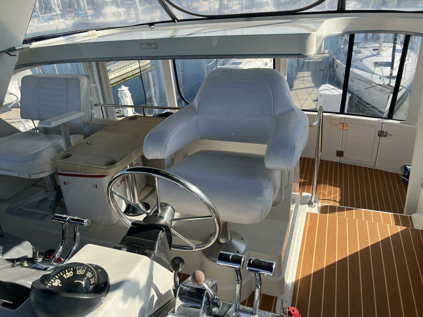 1995 Carver 440 Aft Cabin - Image 52