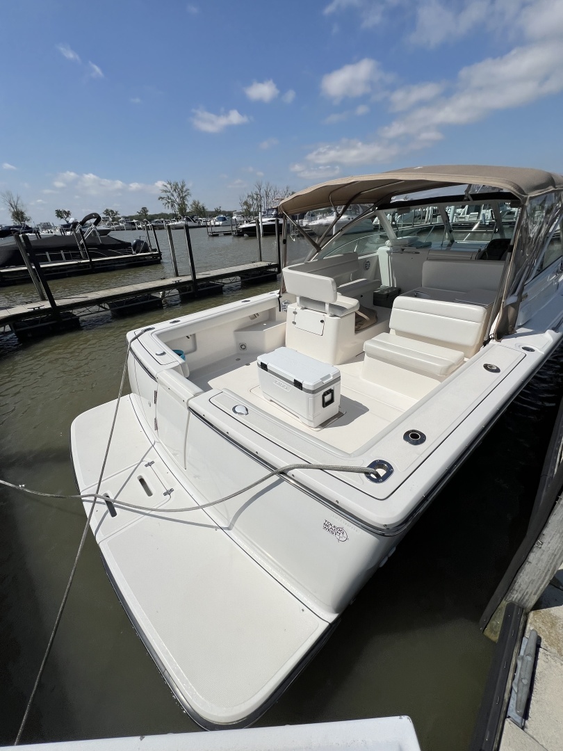 2000 Tiara Yachts 29 Coronet - Image 5