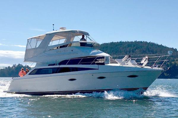 Carver 43 Super Sport Underway!