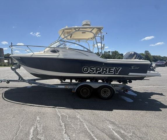 2004 Scout 242 Abaco