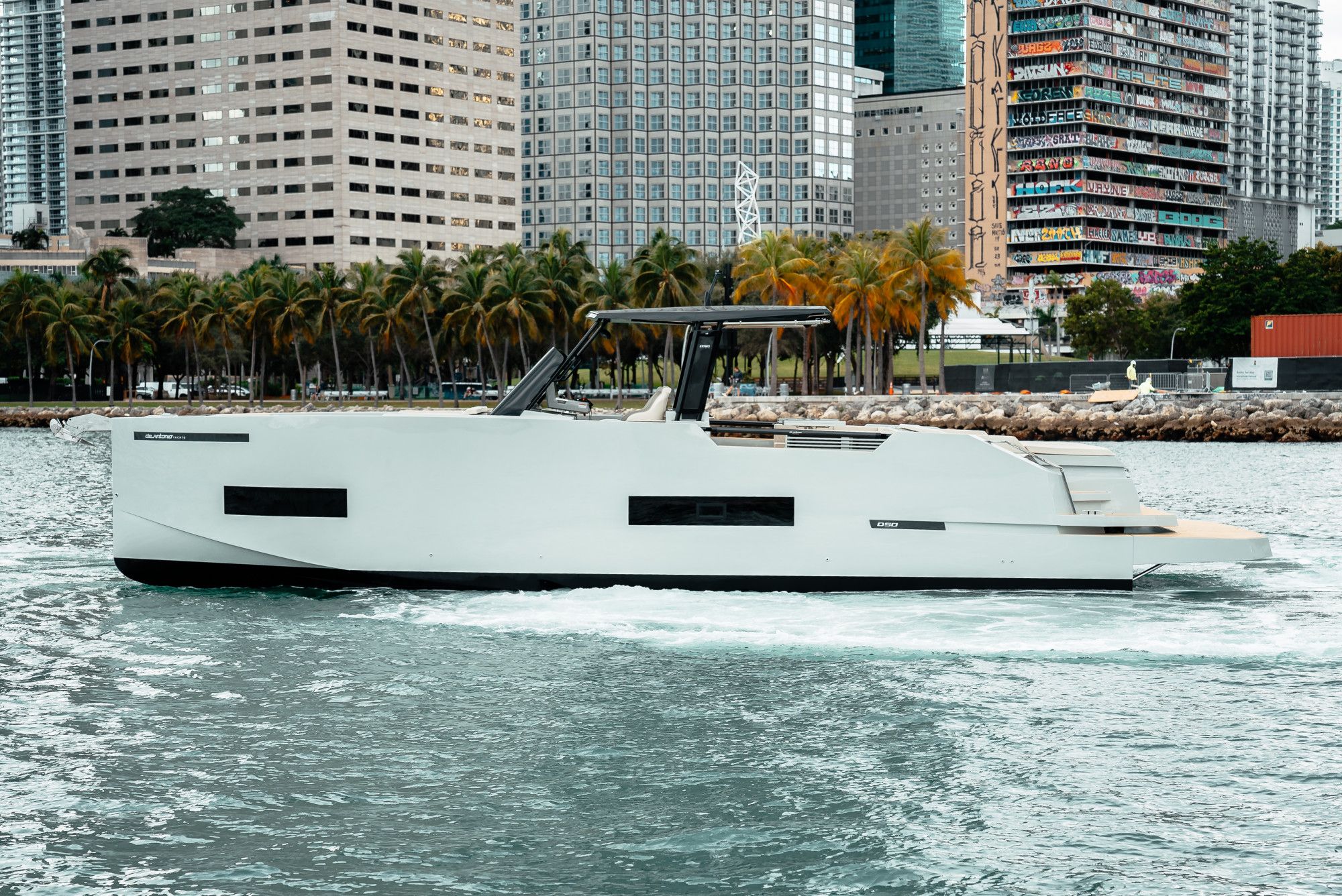 2025 De Antonio Yachts D50 OPEN - 5