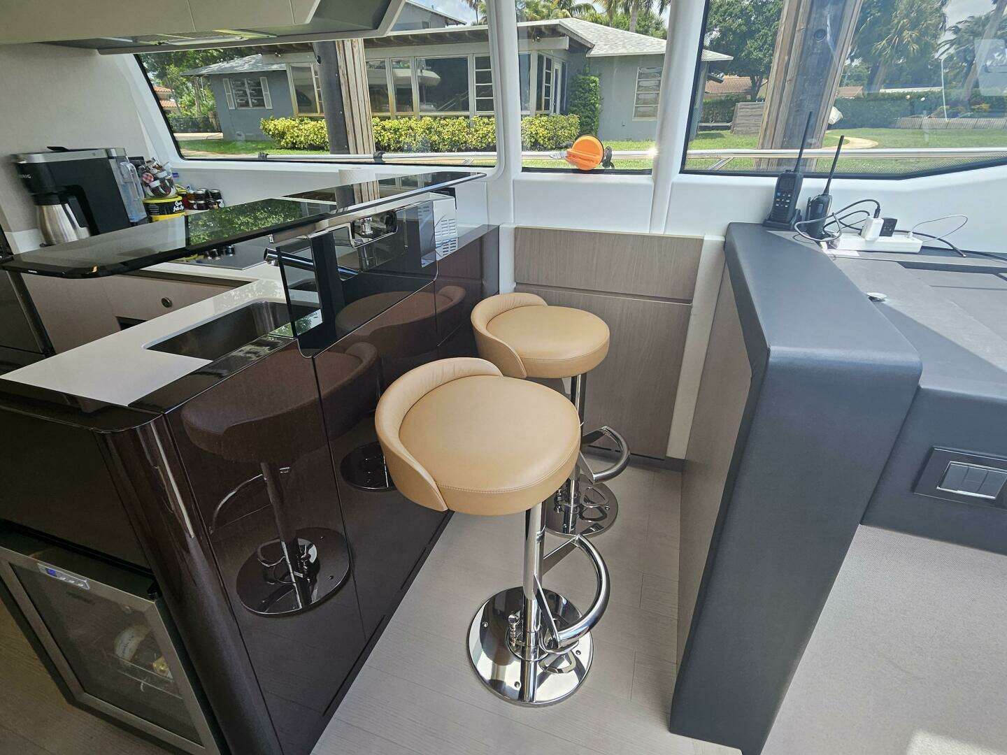 2022 Azimut 66 - Image 34