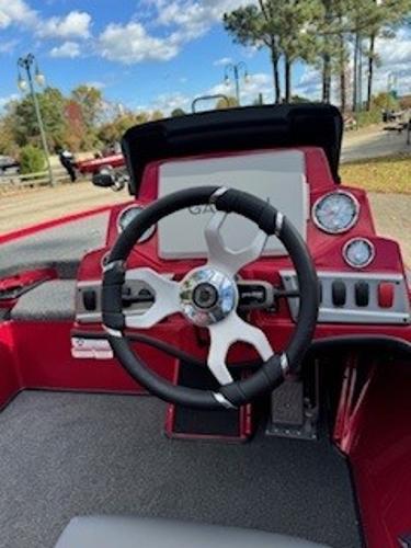 2025 Nitro Z19 boat dashboard with steering wheel.