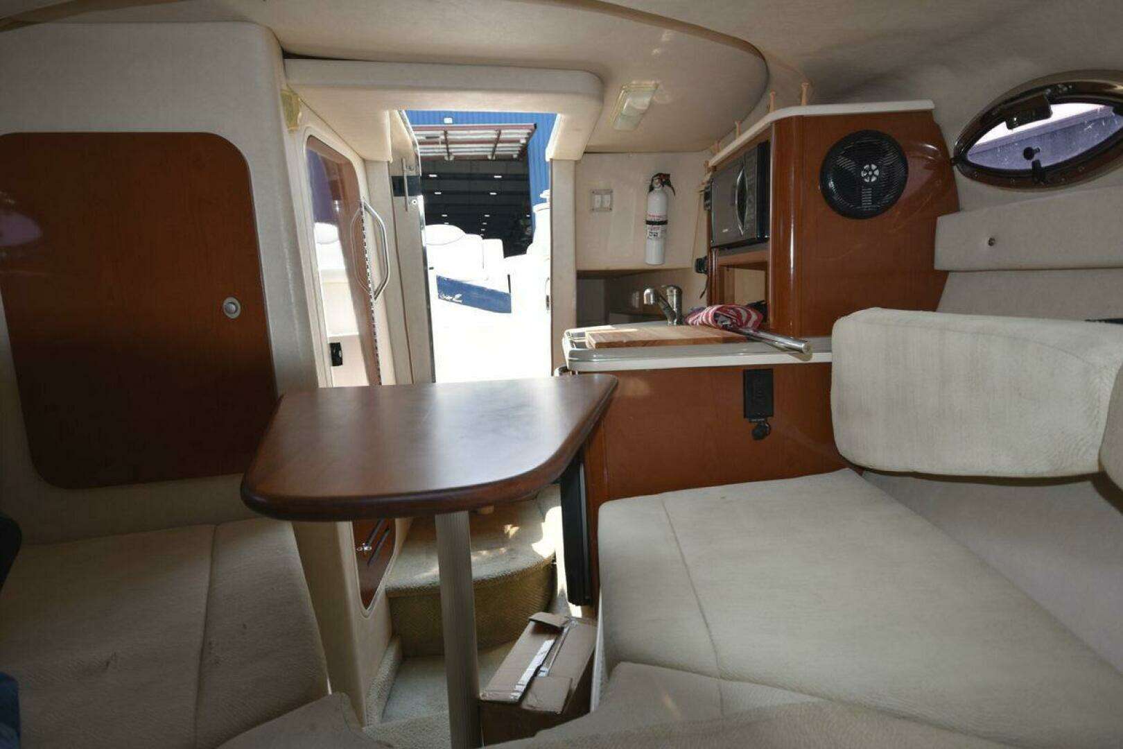 2008 Sea Ray 240 Sundancer - Image 19