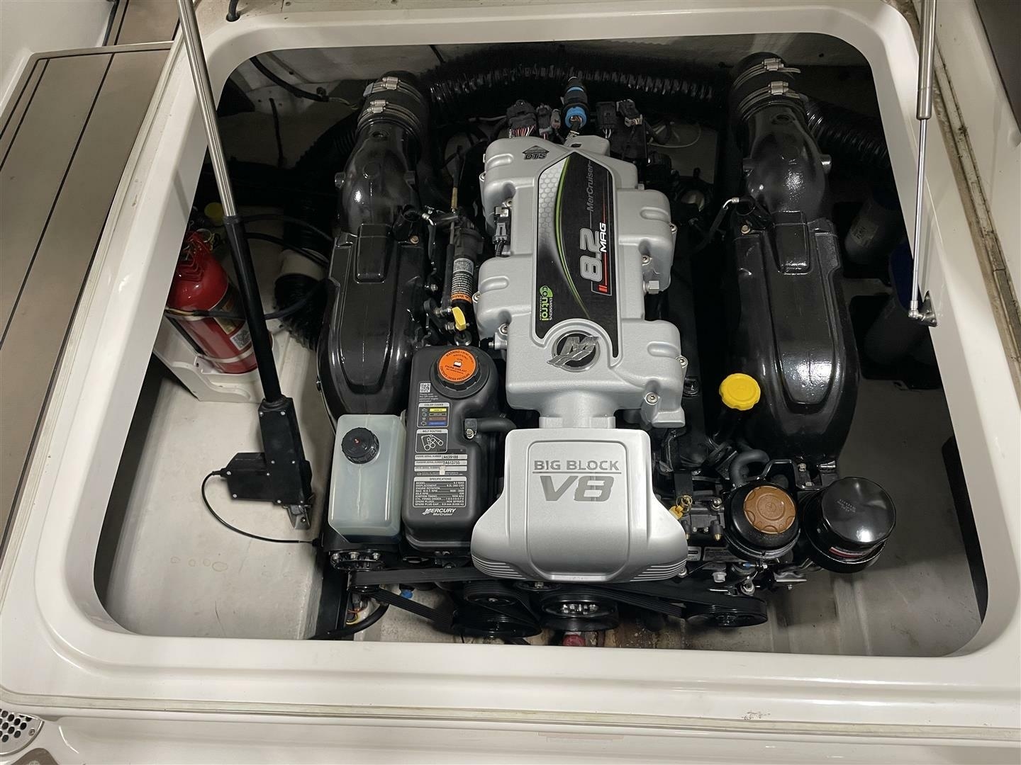 2019 Chaparral 297 SSX - Image 23