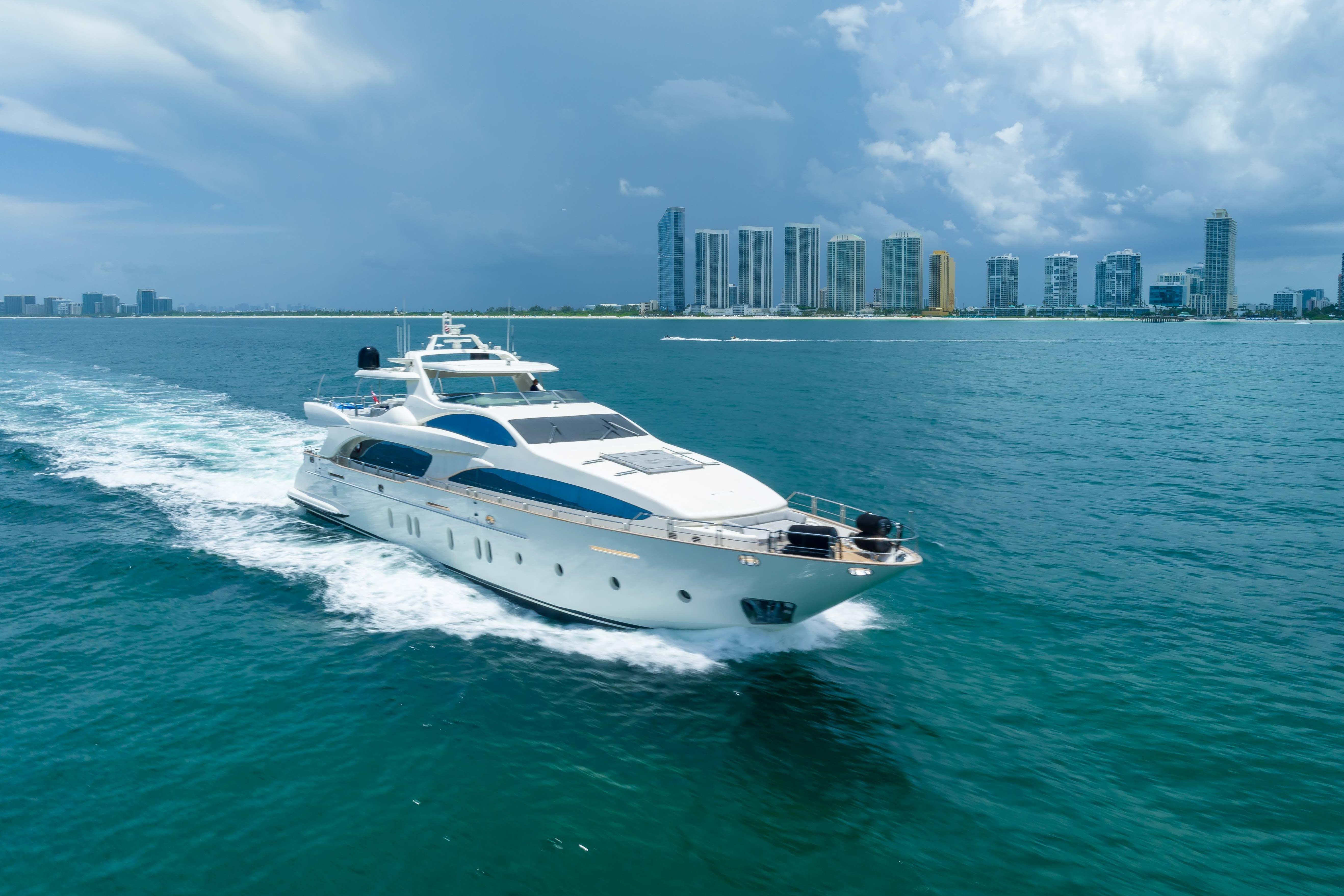 2012 Azimut 116
