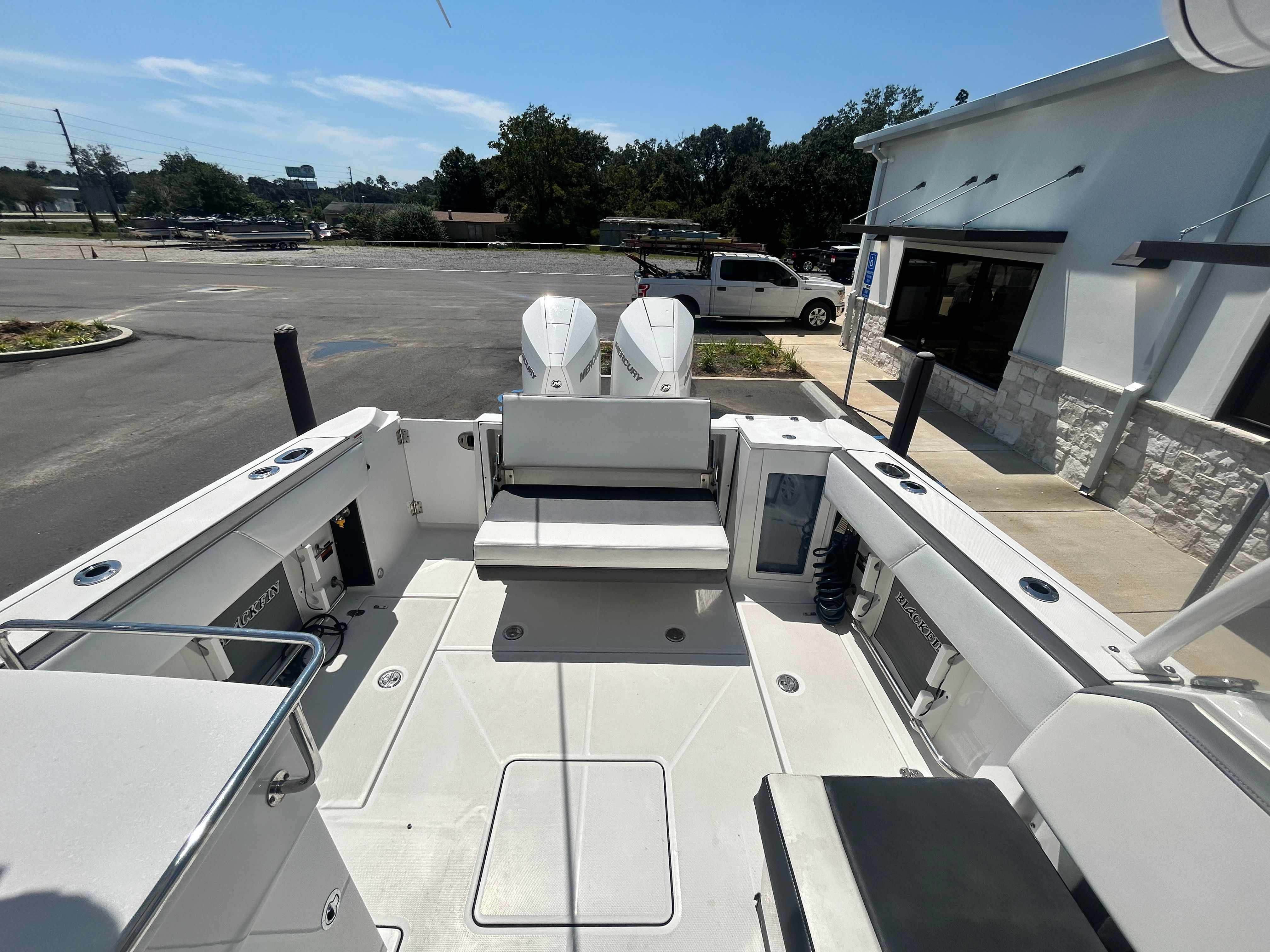 2019 Blackfin 272 DC - 28