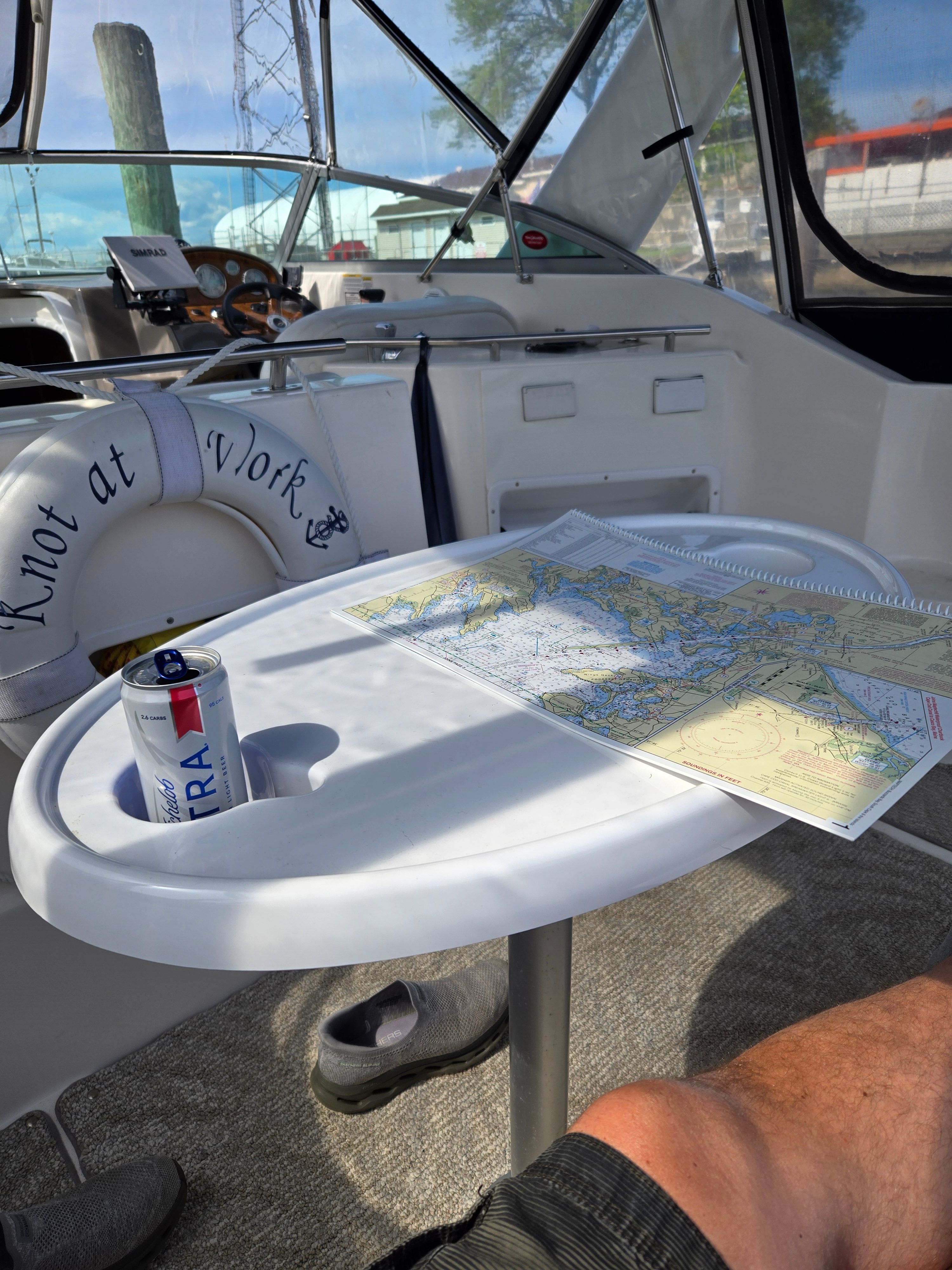 2006 Rinker 270 Express Cruiser - 11