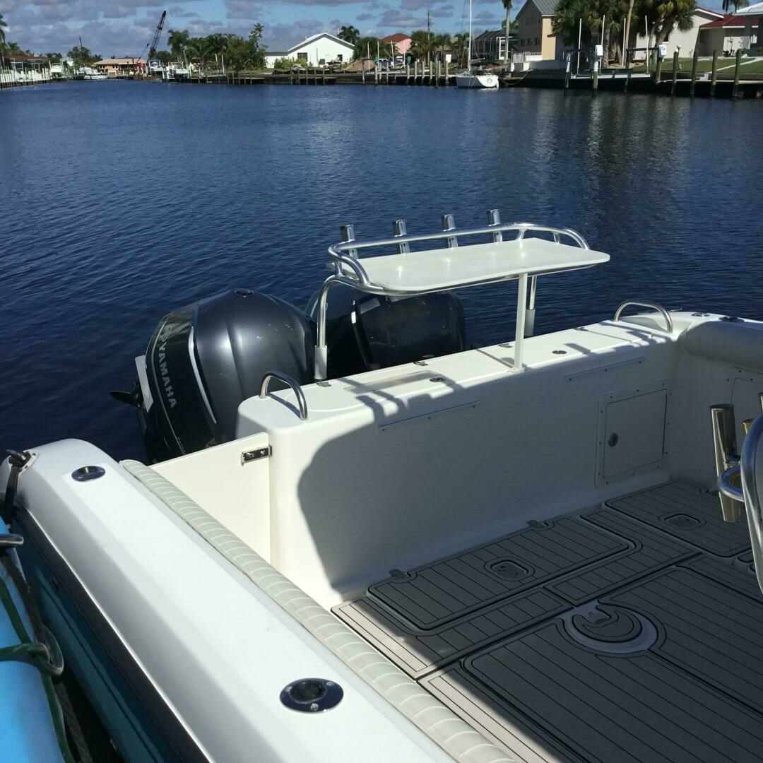 2004 Century 3200 Center Console - Image 5