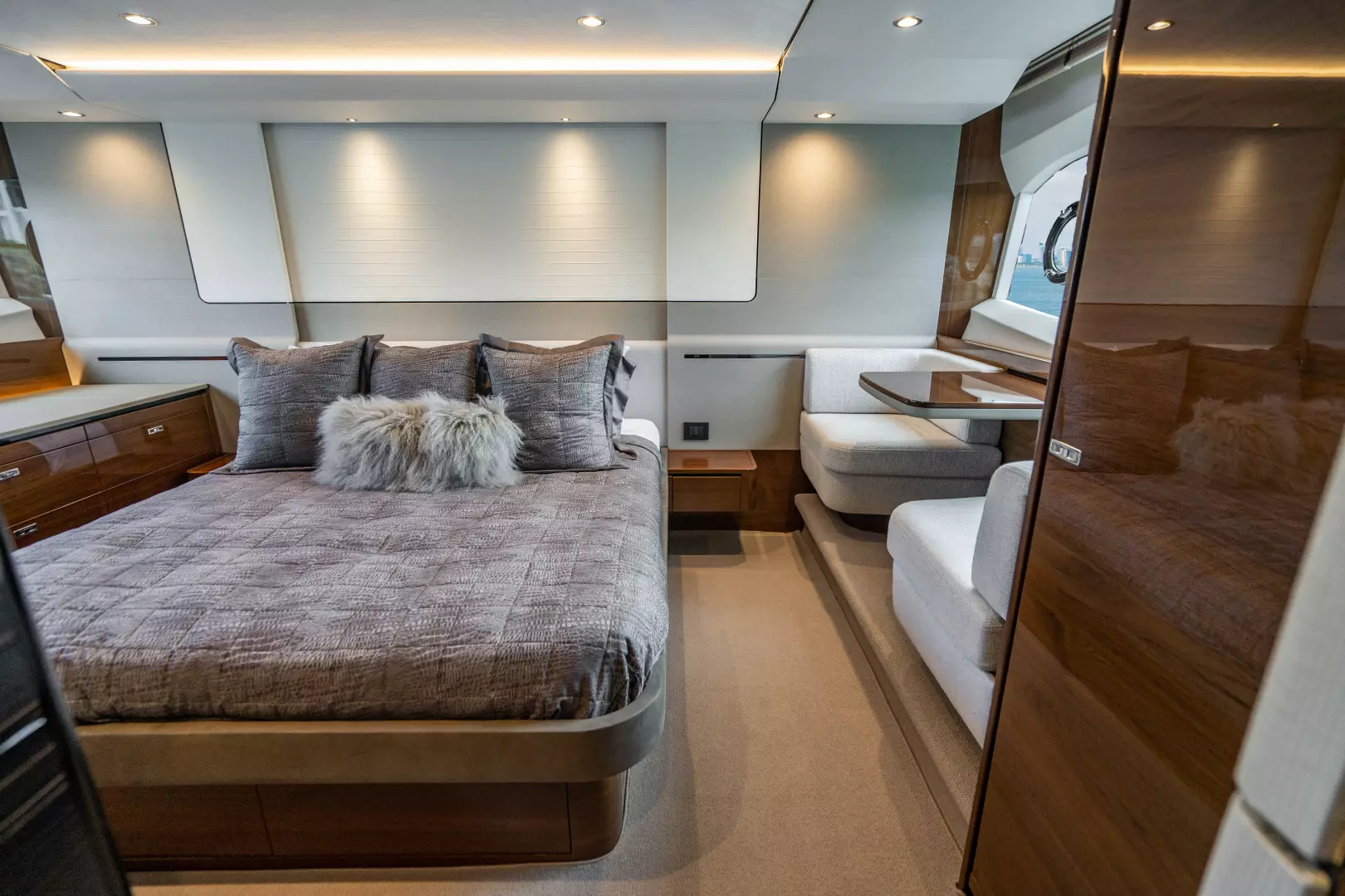 2018 Princess F62 - Image 99